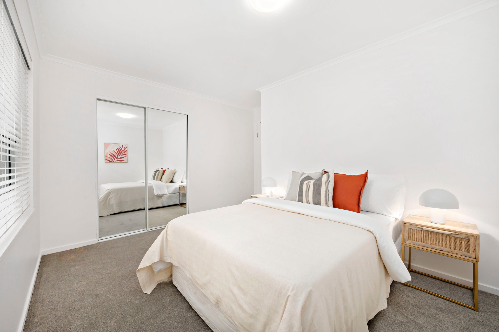 7/155-179 Missenden Road, Newtown Sold by Raine & Horne Newtown - image 1