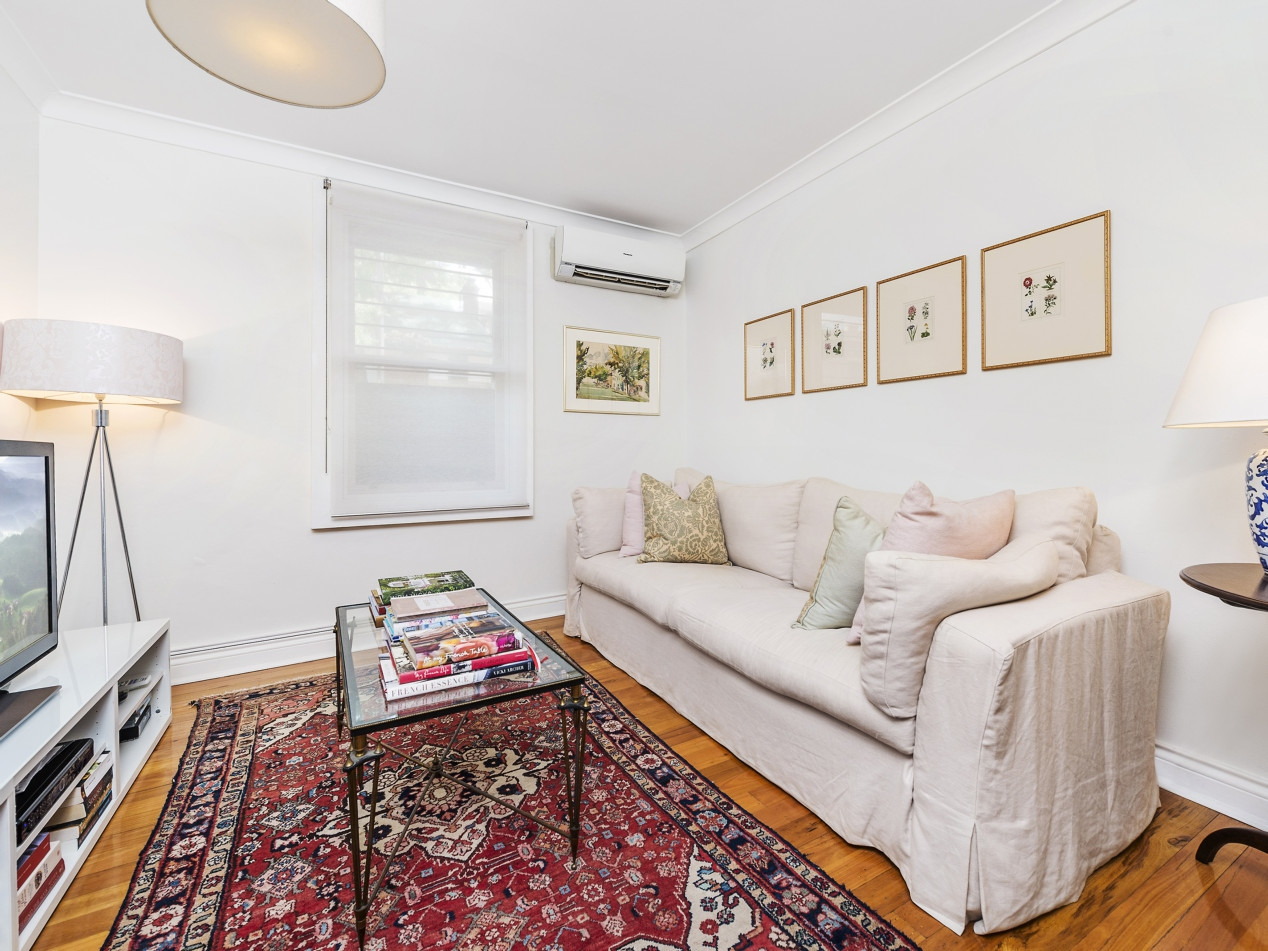 86 Cleveland Street, Chippendale Sold by Raine & Horne Newtown - image 1