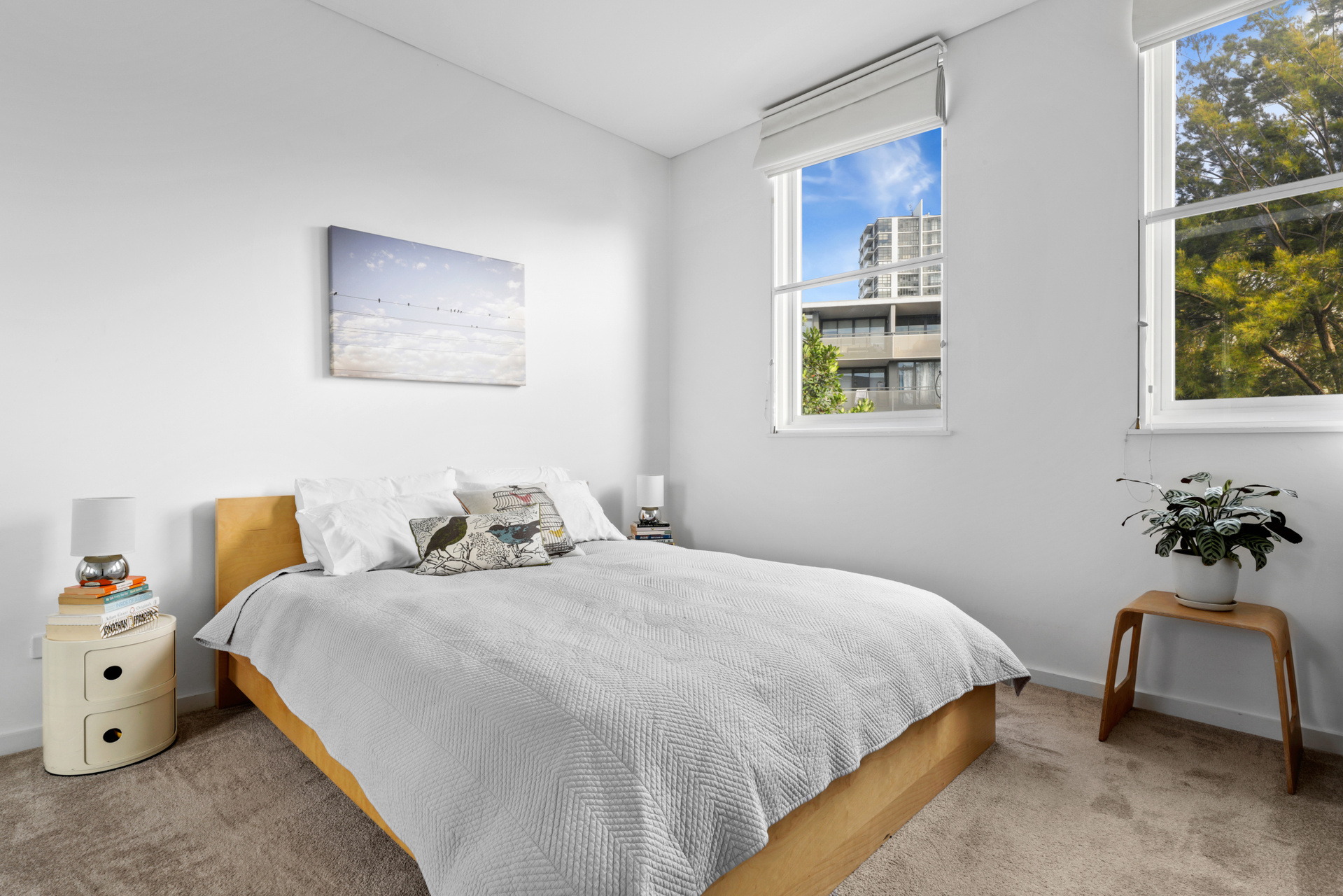 11/21 Coulson Street, Erskineville Sold by Raine & Horne Newtown - image 1