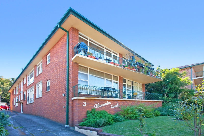 8/3 Alexandra Parade, Rockdale Sold by Raine & Horne Newtown - image 1