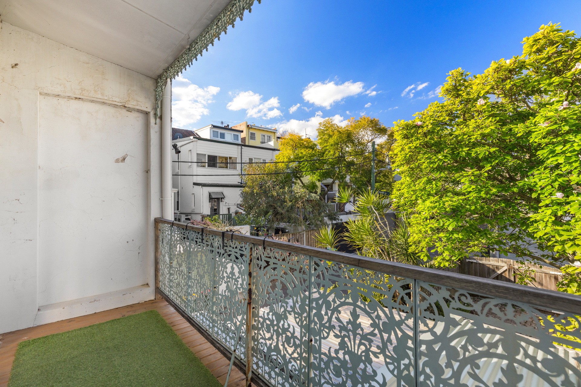 2 Pine Street, Newtown Sold by Raine & Horne Newtown - image 1