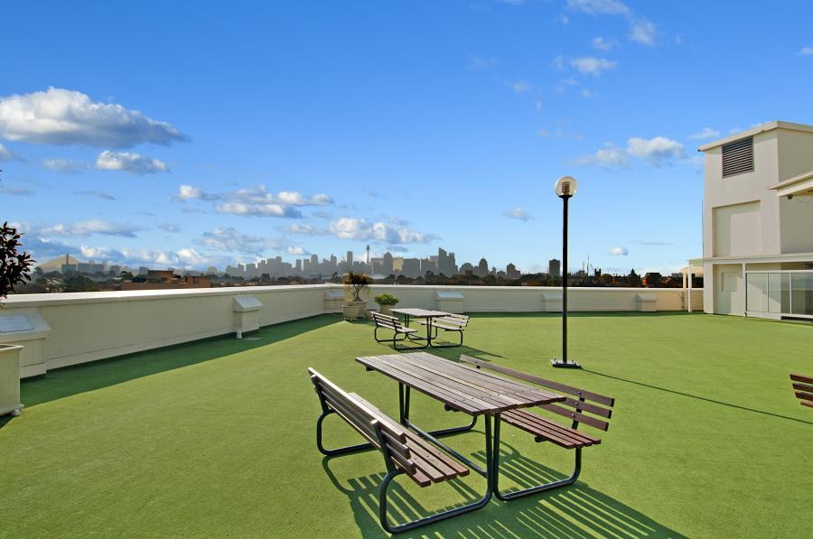 117/1 Missenden Road, Camperdown Sold by Raine & Horne Newtown - image 1