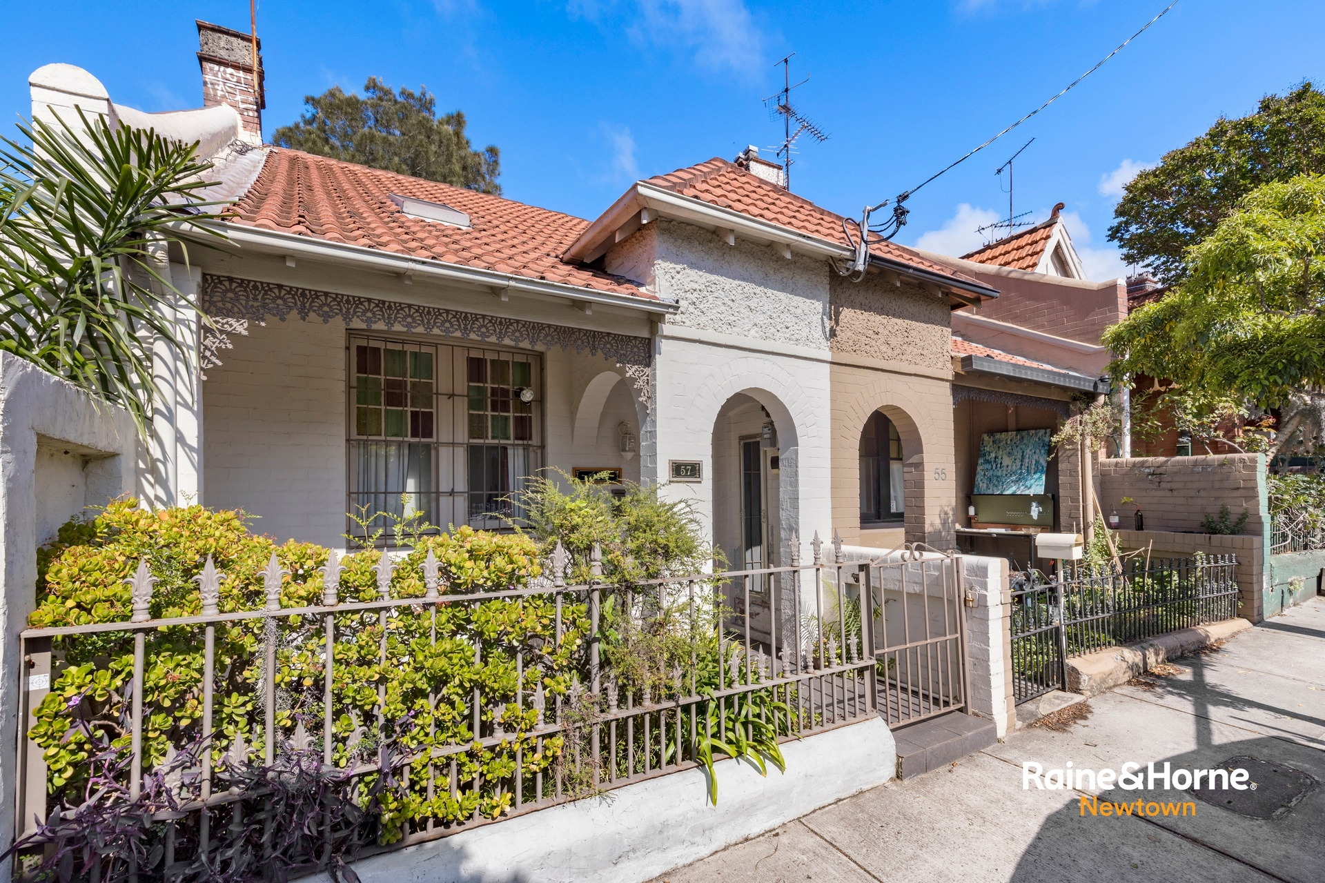 57 Brown Street, Newtown Sold by Raine & Horne Newtown - image 1