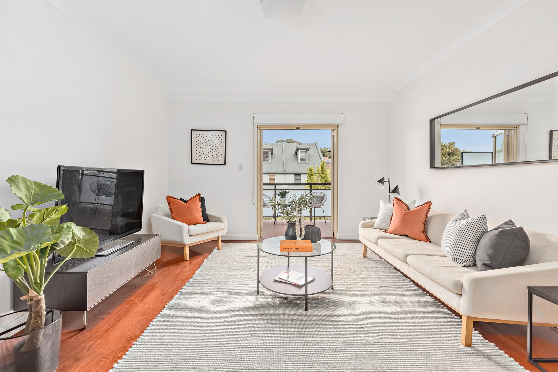 9/71-73 Wyndham Street, Alexandria Sold by Raine & Horne Newtown - image 1