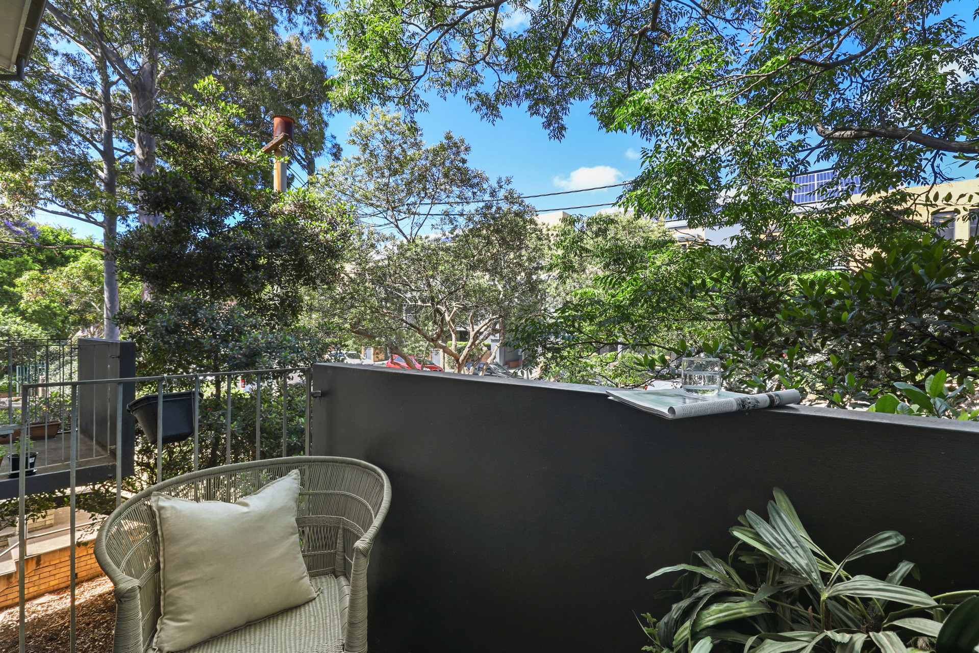 10/9-17 Newton Street, Alexandria Sold by Raine & Horne Newtown - image 1