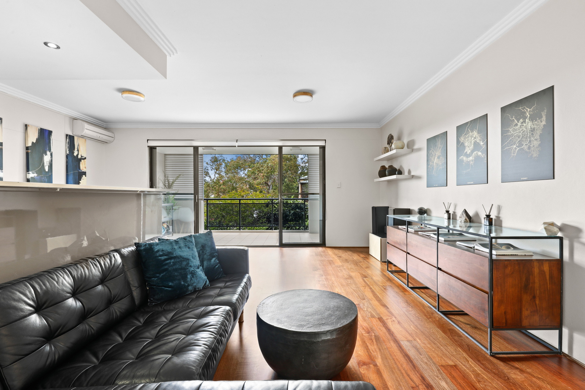 11/11 Wallace Street, Marrickville Sold by Raine & Horne Newtown - image 1