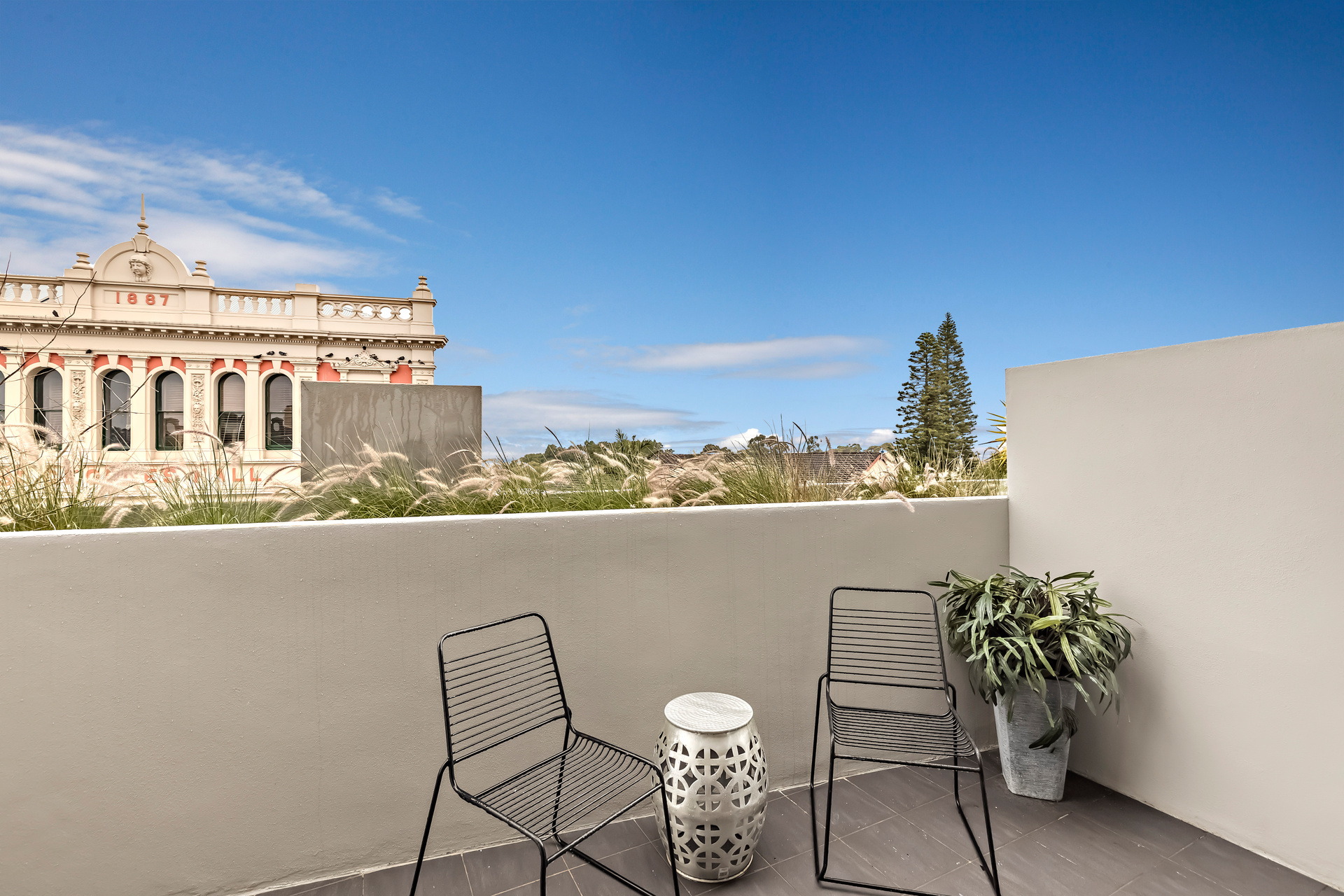 306/359-361 King Street, Newtown Sold by Raine & Horne Newtown - image 1