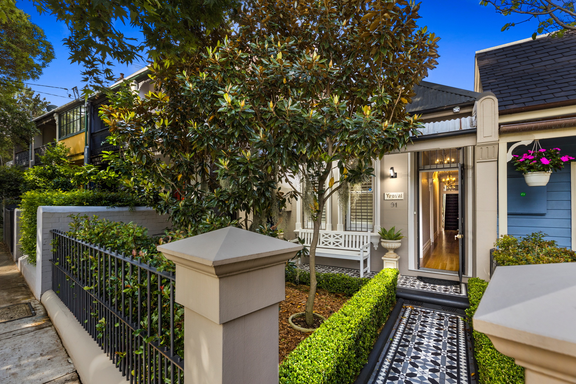 91 Burren Street, Newtown Sold by Raine & Horne Newtown - image 1