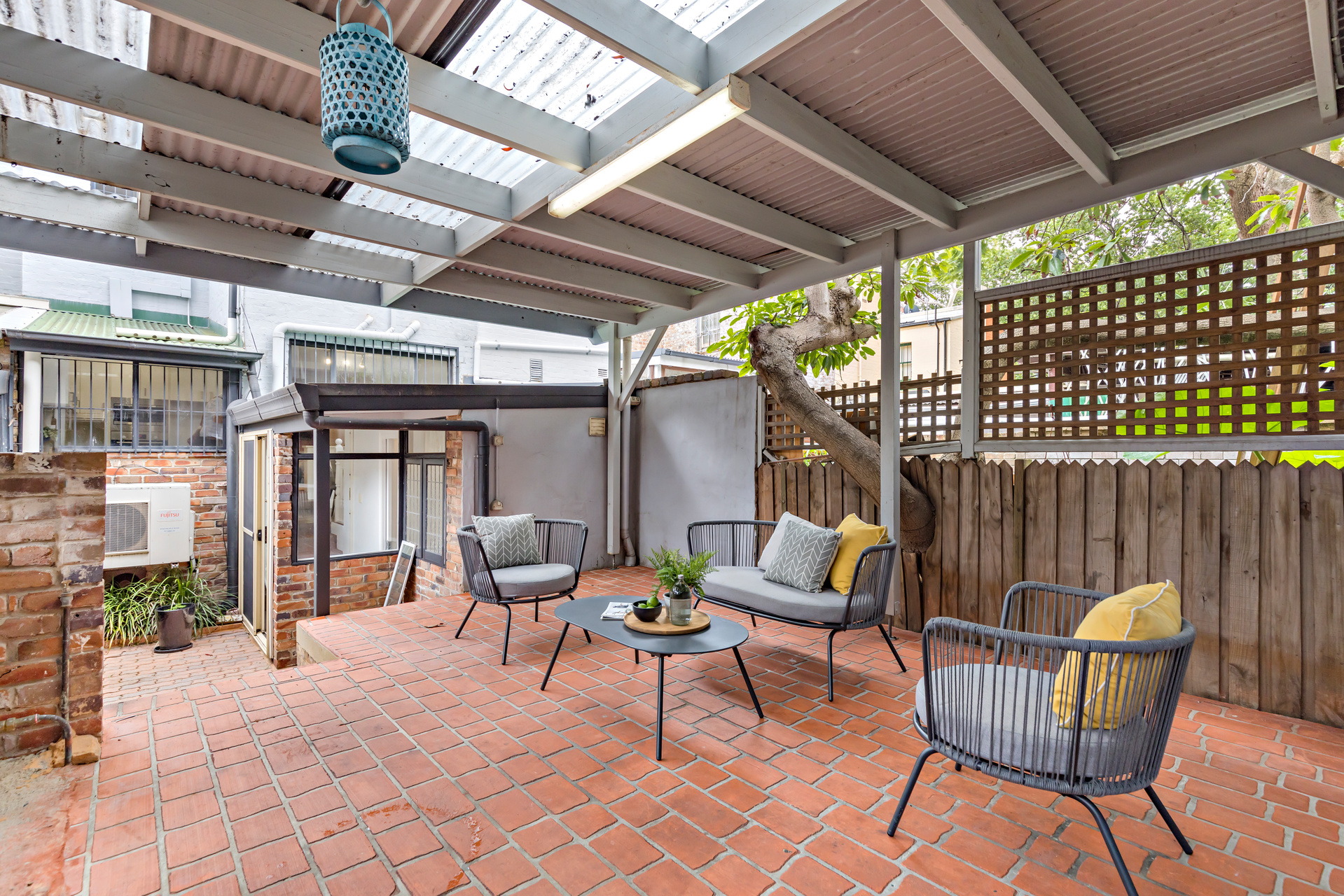 28 Shepherd Street, Chippendale Sold by Raine & Horne Newtown - image 1