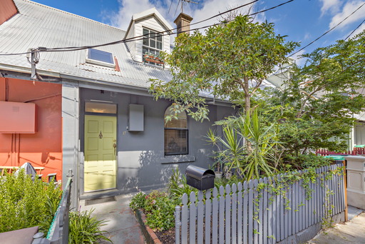 17 Commodore Street, Newtown Sold by Raine & Horne Newtown