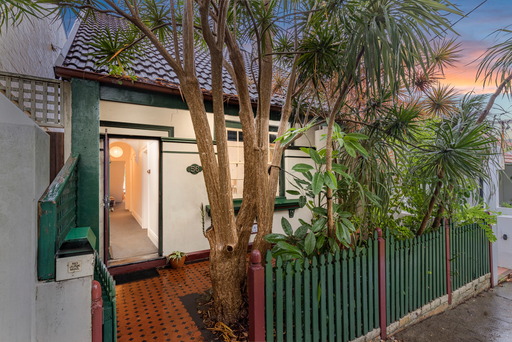 56 Metropolitan Road, Enmore Sold by Raine & Horne Newtown