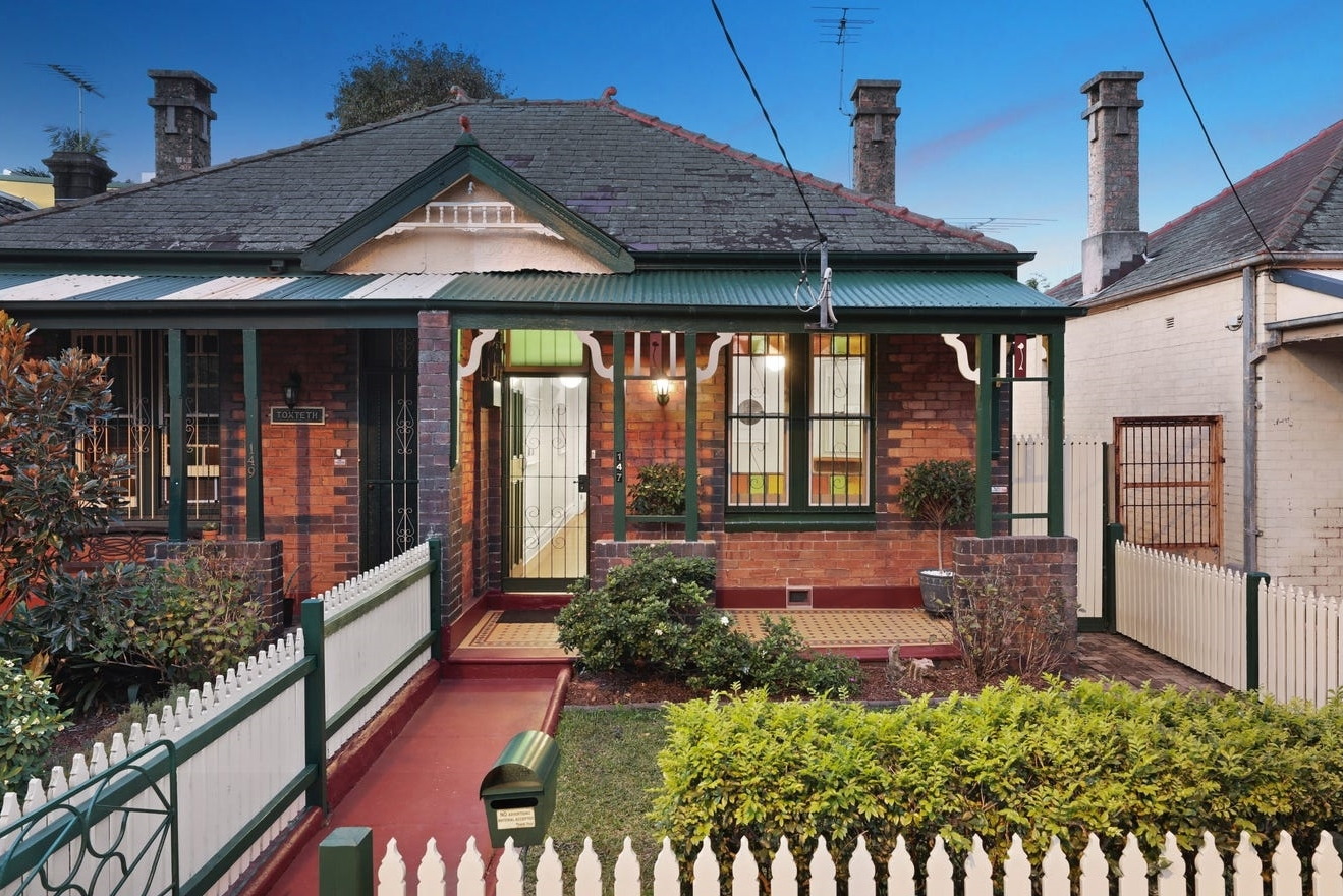147 Addison Road, Marrickville Leased by Raine & Horne Newtown - image 1