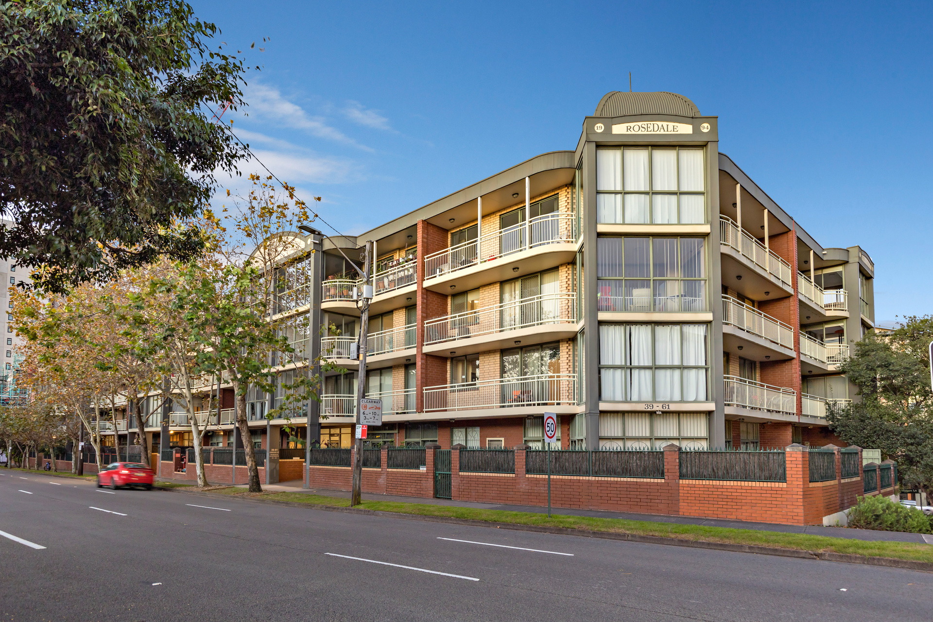 53/39-61 Gibbons Street, Redfern Sold by Raine & Horne Newtown - image 1