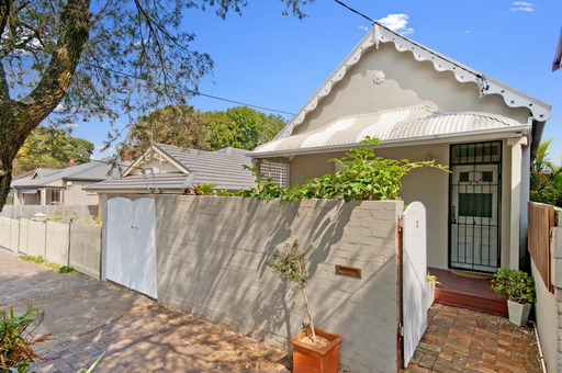 12 Gordon Square, Marrickville Sold by Raine & Horne Newtown