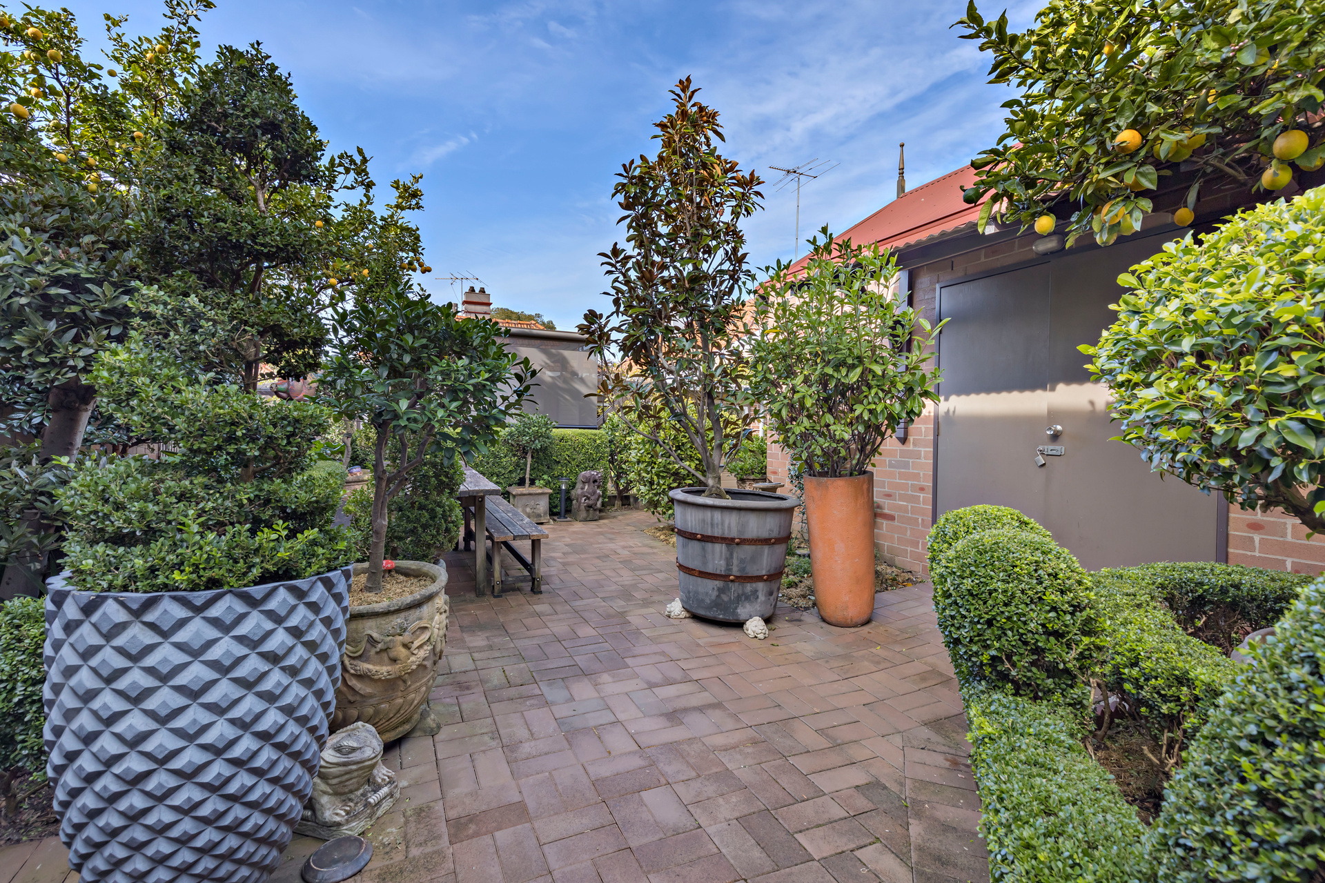 22 Stafford Street, Stanmore Sold by Raine & Horne Newtown - image 1