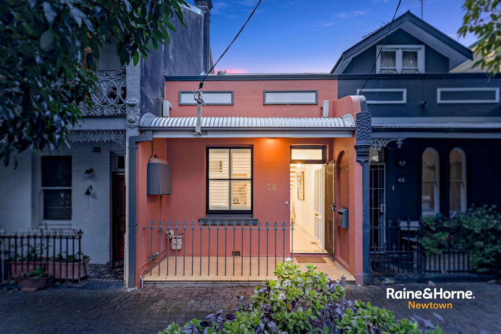 38 Rose Street, Chippendale Sold by Raine & Horne Newtown