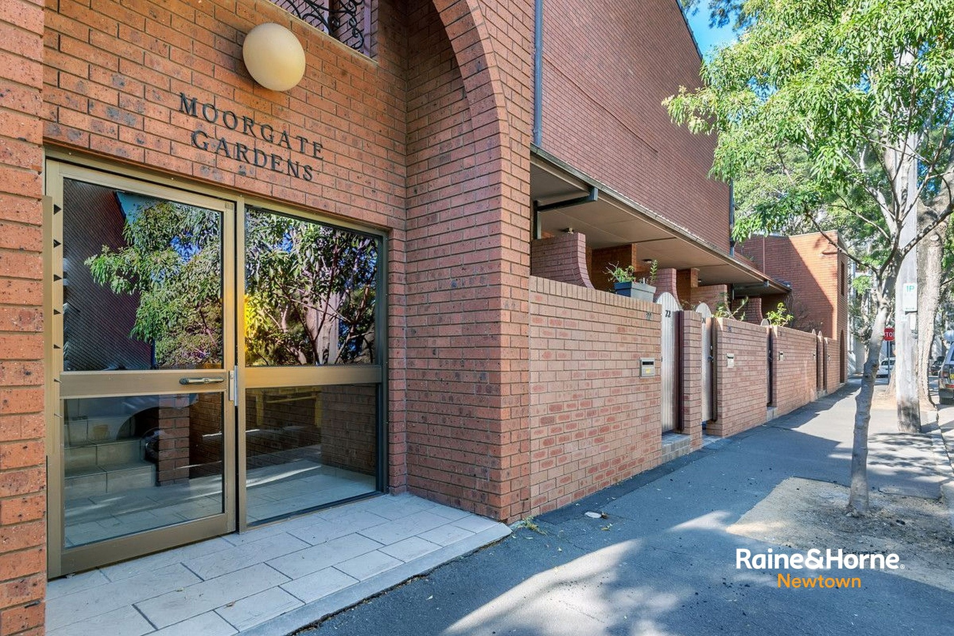4/20 Moorgate Street, Chippendale Leased by Raine & Horne Newtown - image 1