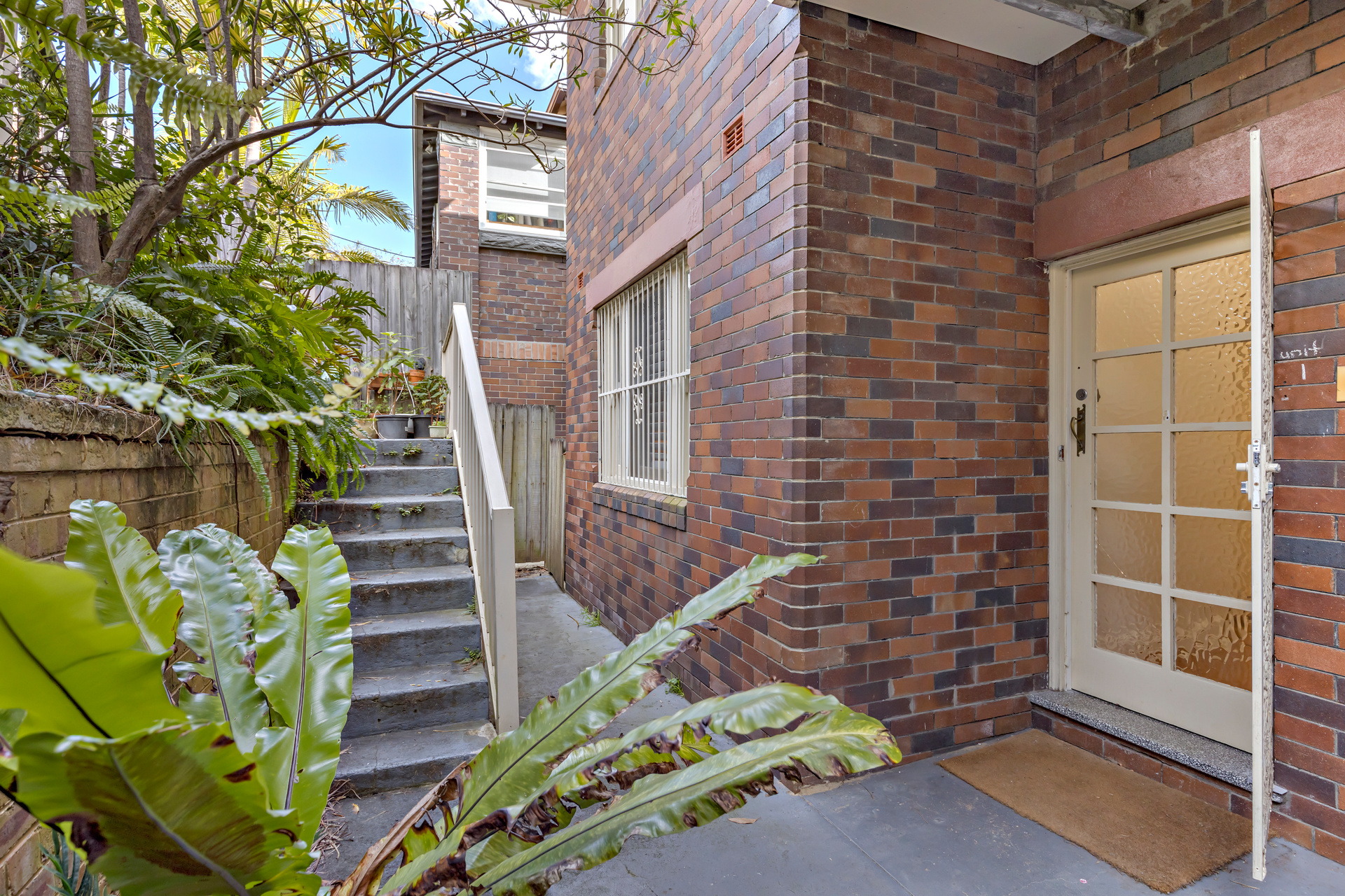 1/40 Keith Street, Clovelly Sold by Raine & Horne Newtown - image 1