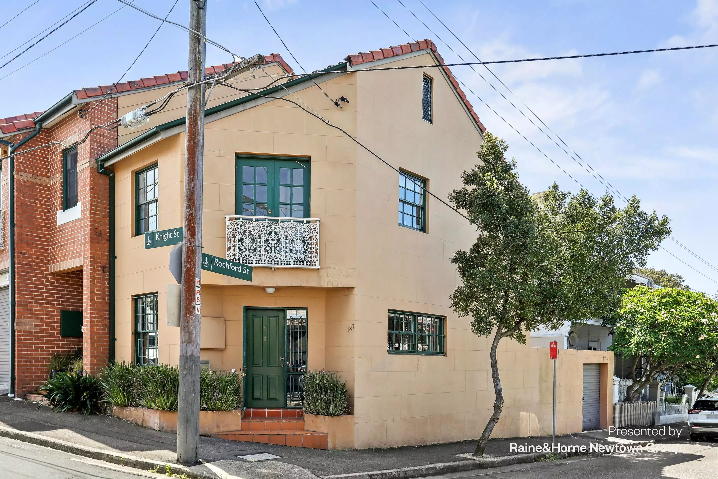 5/187 Rochford Street, Erskineville Leased by Raine & Horne Newtown - image 1