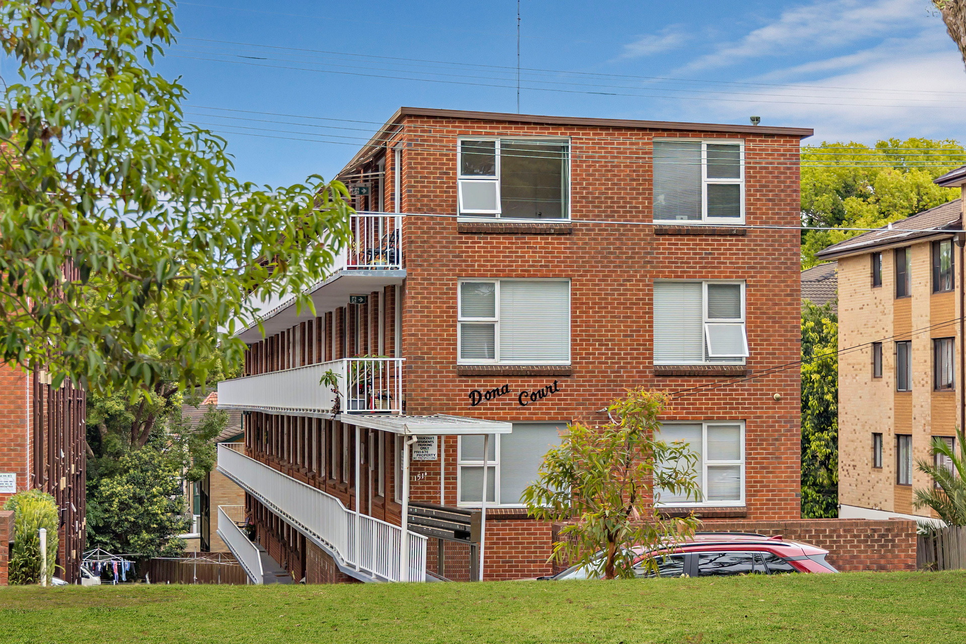 4/151B Smith Street, Summer Hill Sold by Raine & Horne Newtown - image 1