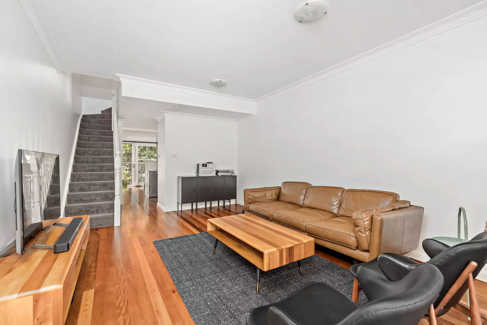 12 Smiths Lane, Erskineville Sold by Raine & Horne Newtown - image 1