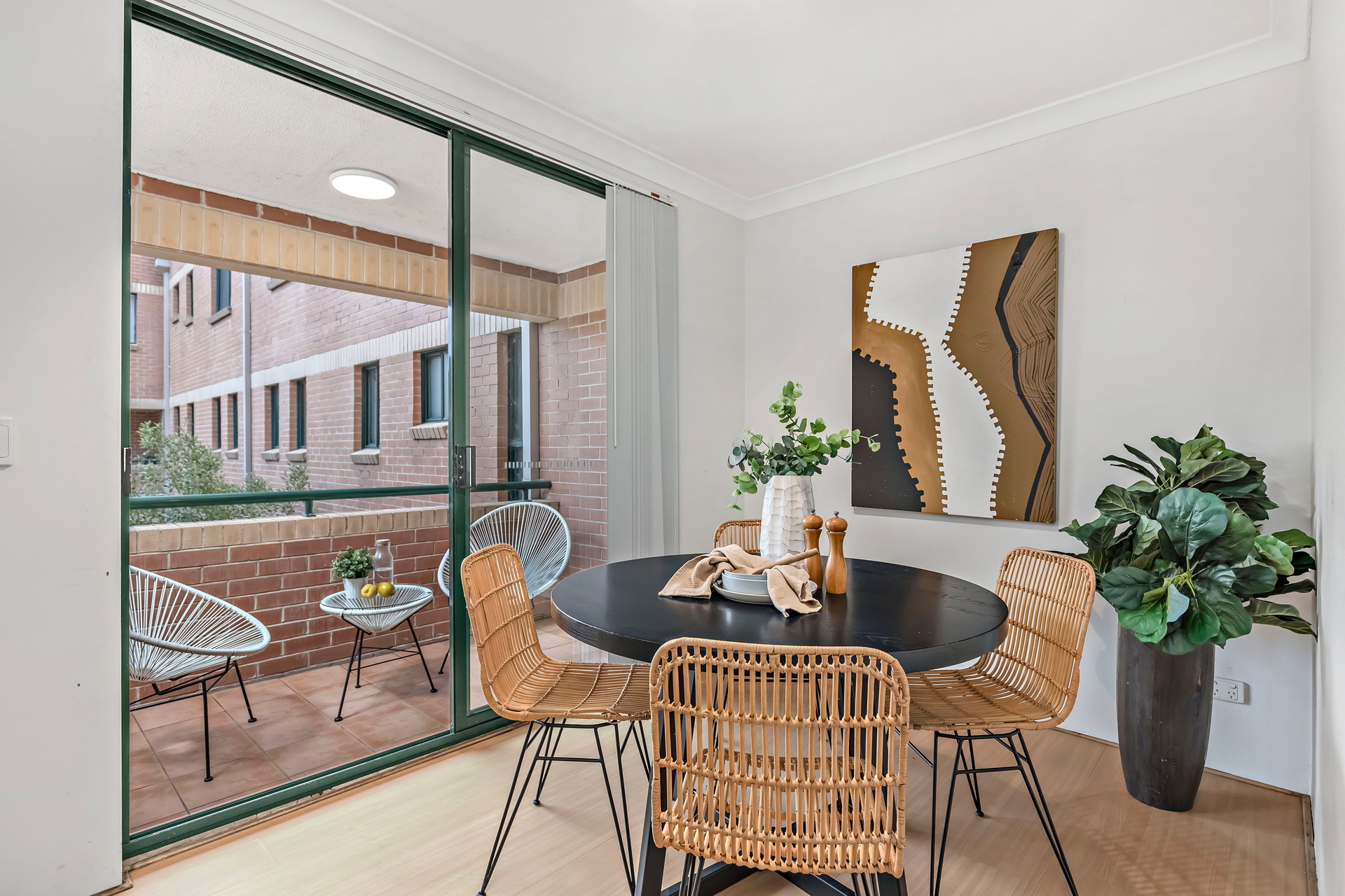 56/146-152 Pitt Street, Redfern Sold by Raine & Horne Newtown - image 1