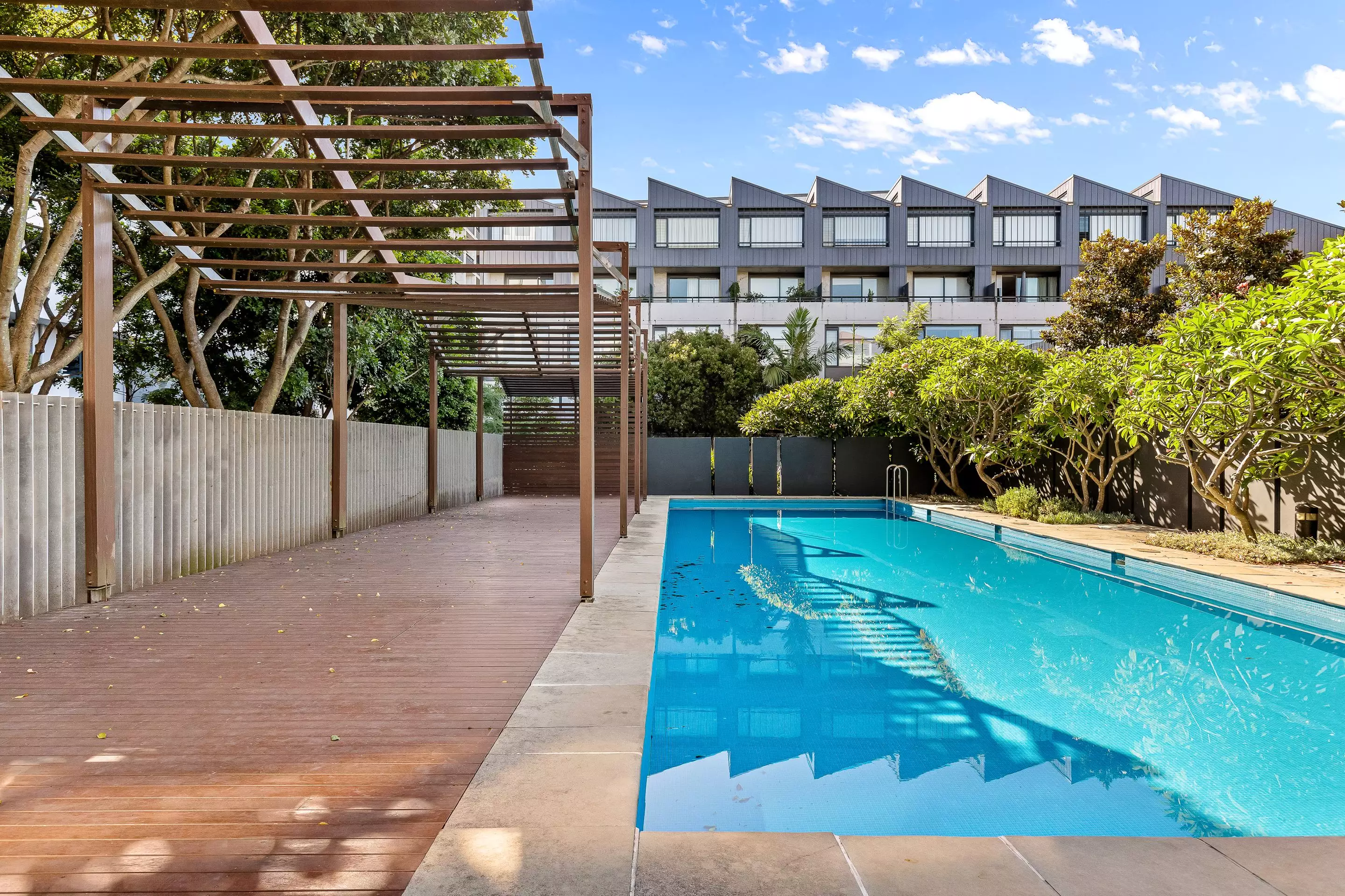 1212/93 Macdonald Street, Erskineville Sold by Raine & Horne Newtown - image 1