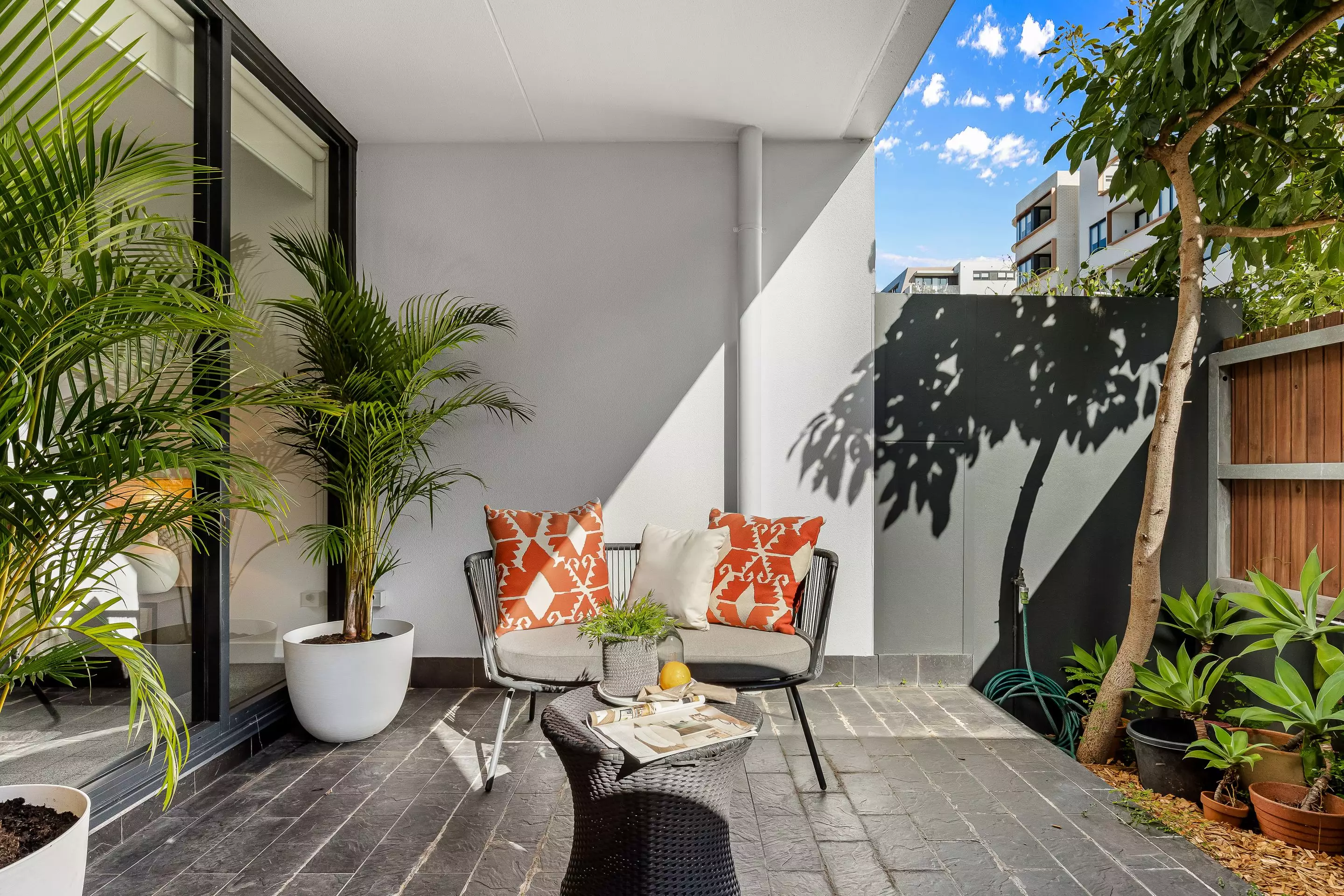 1212/93 Macdonald Street, Erskineville Sold by Raine & Horne Newtown - image 1