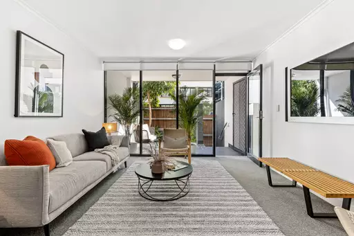 1212/93 Macdonald Street, Erskineville Sold by Raine & Horne Newtown