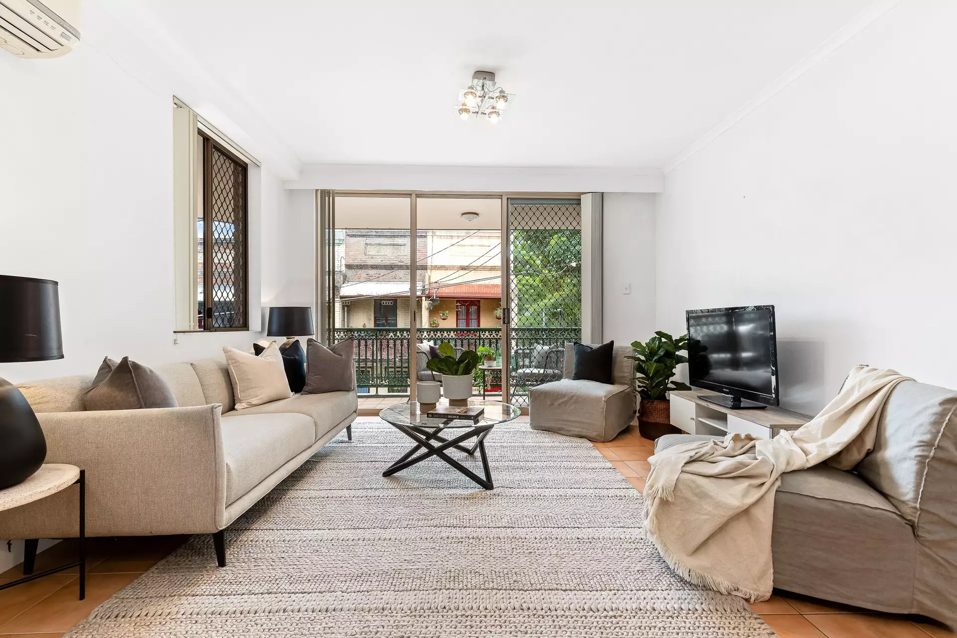 68/128-158 George Street, Redfern Sold by Raine & Horne Newtown - image 1