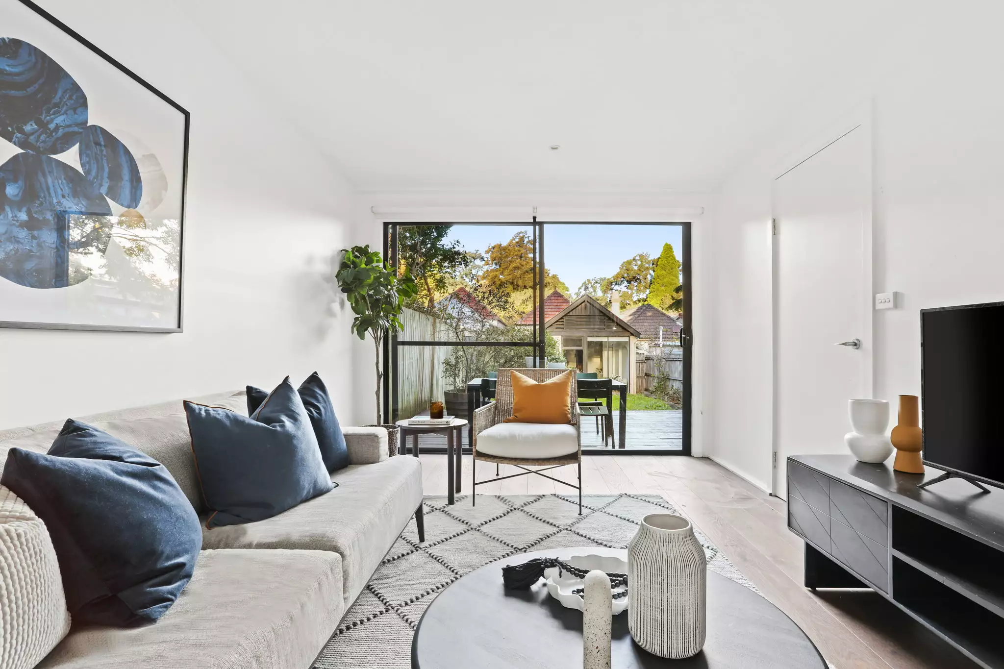 30 Tupper Street, Enmore Sold by Raine & Horne Newtown - image 1