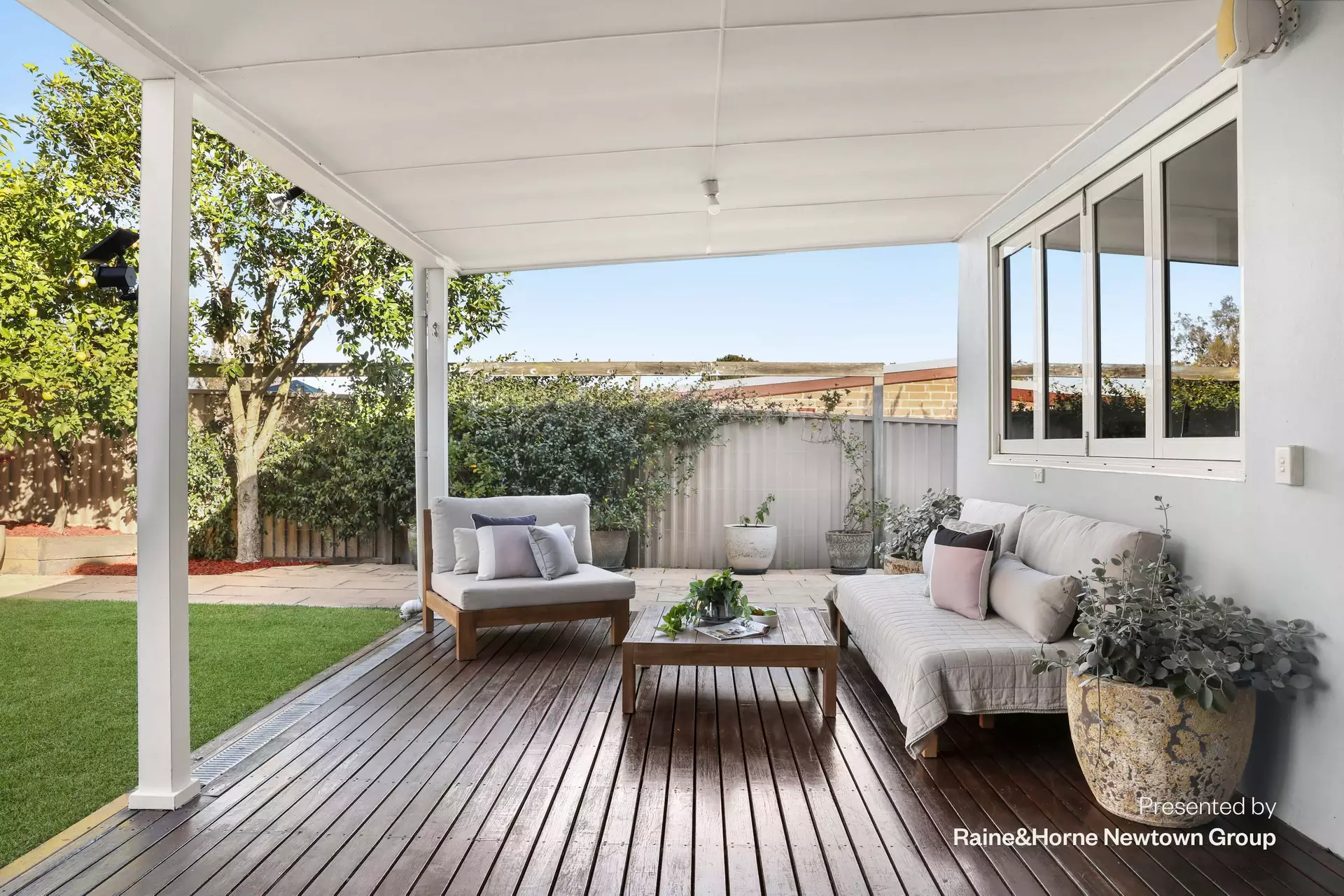 12 Wardell Road, Petersham Sold by Raine & Horne Newtown - image 1