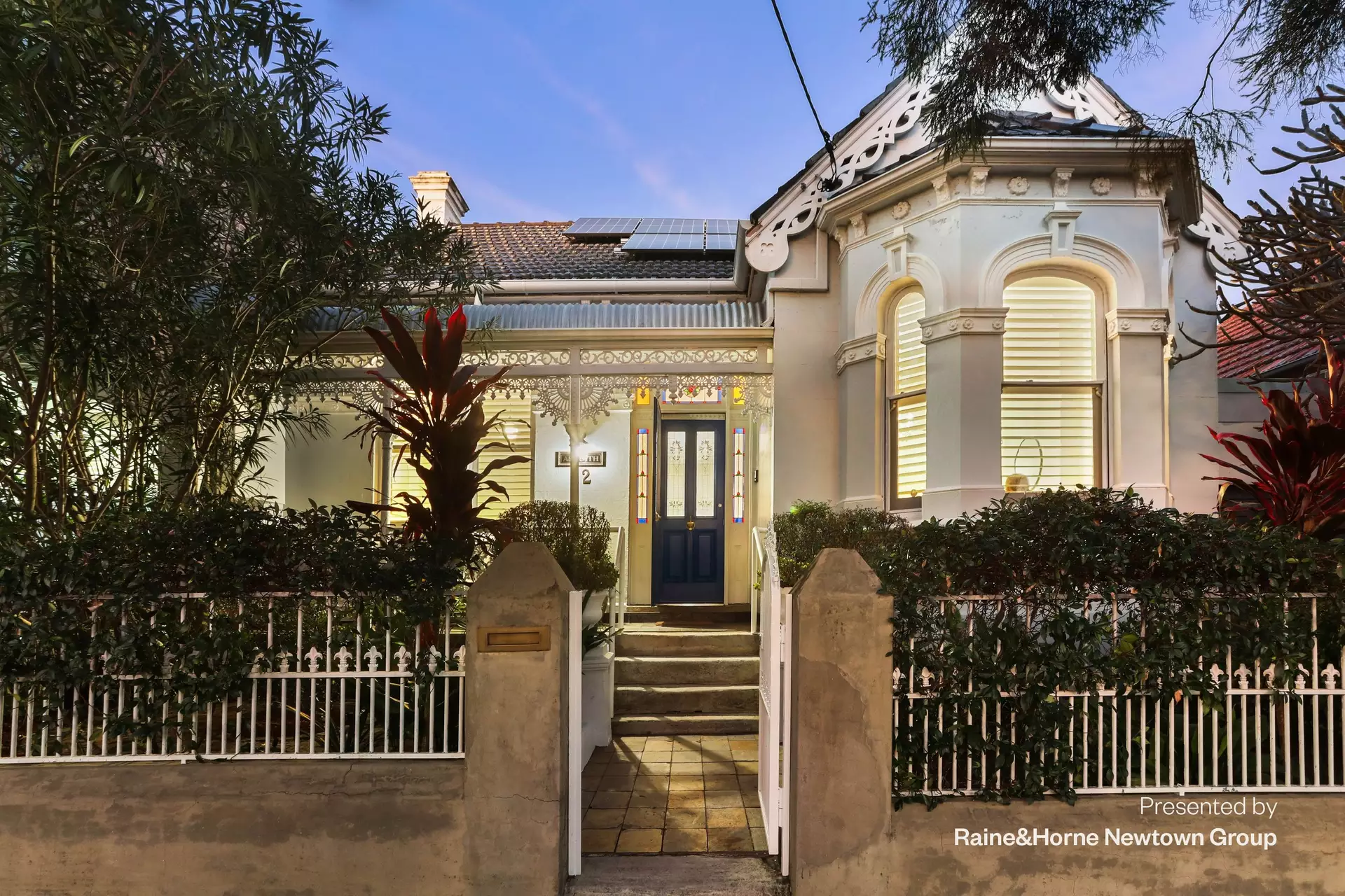 12 Wardell Road, Petersham Sold by Raine & Horne Newtown - image 1