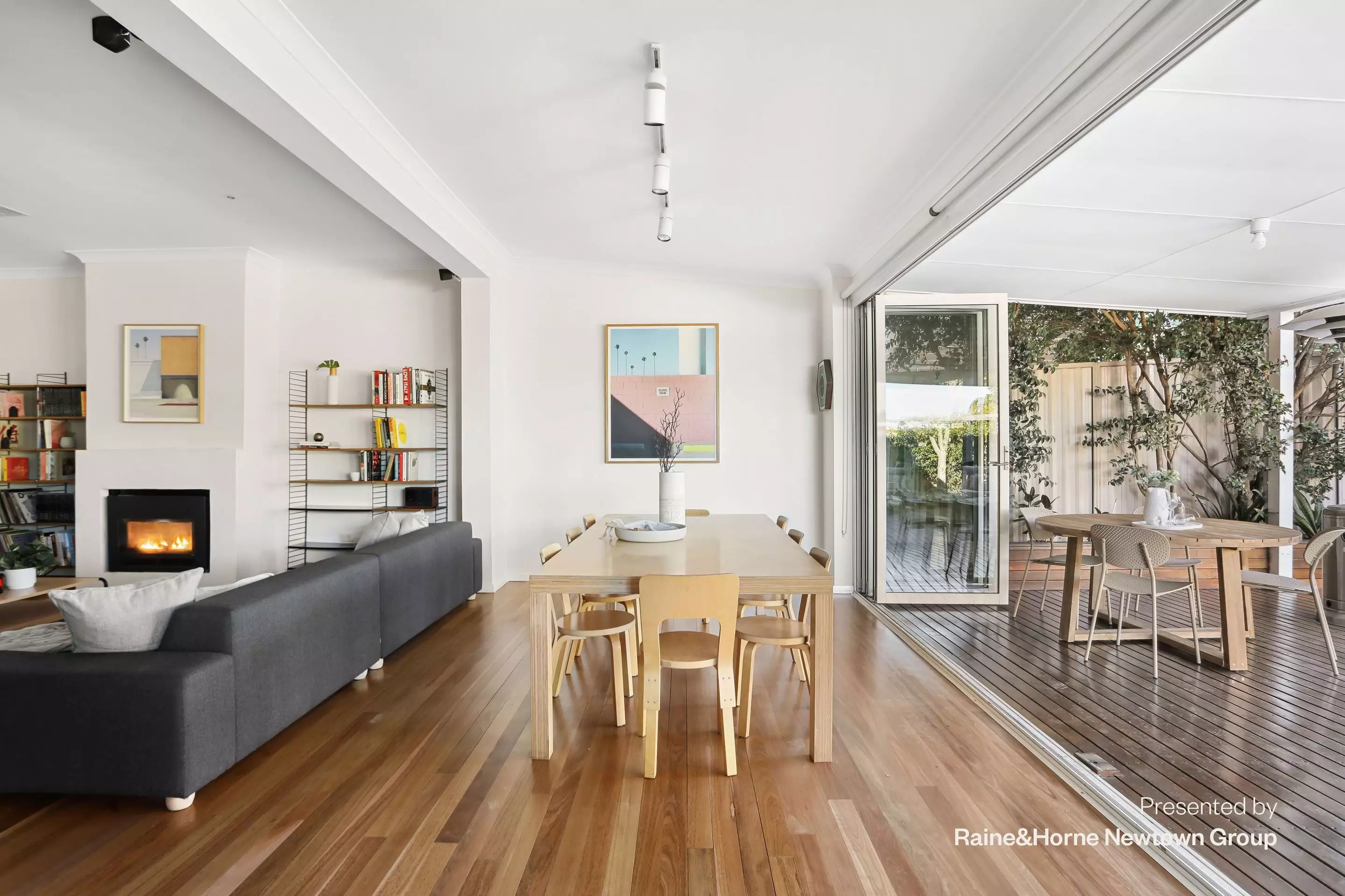 12 Wardell Road, Petersham Sold by Raine & Horne Newtown - image 1