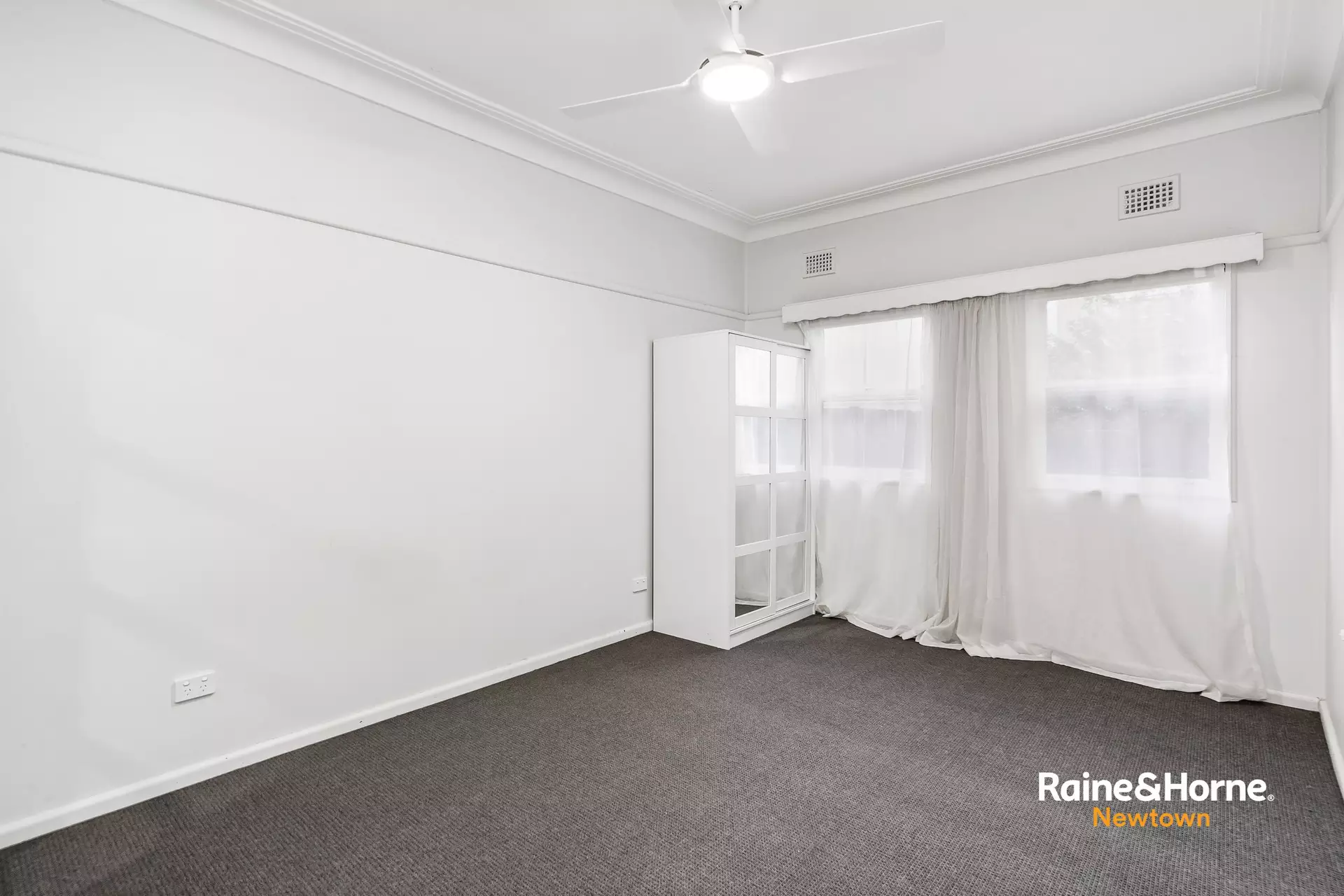 159 Sylvania Road, Miranda For Lease by Raine & Horne Newtown - image 1