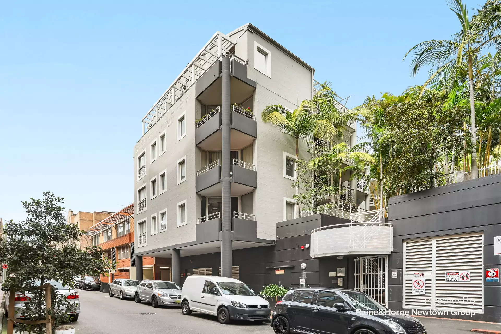 9/92-120 Cleveland Street, Chippendale Sold by Raine & Horne Newtown - image 1