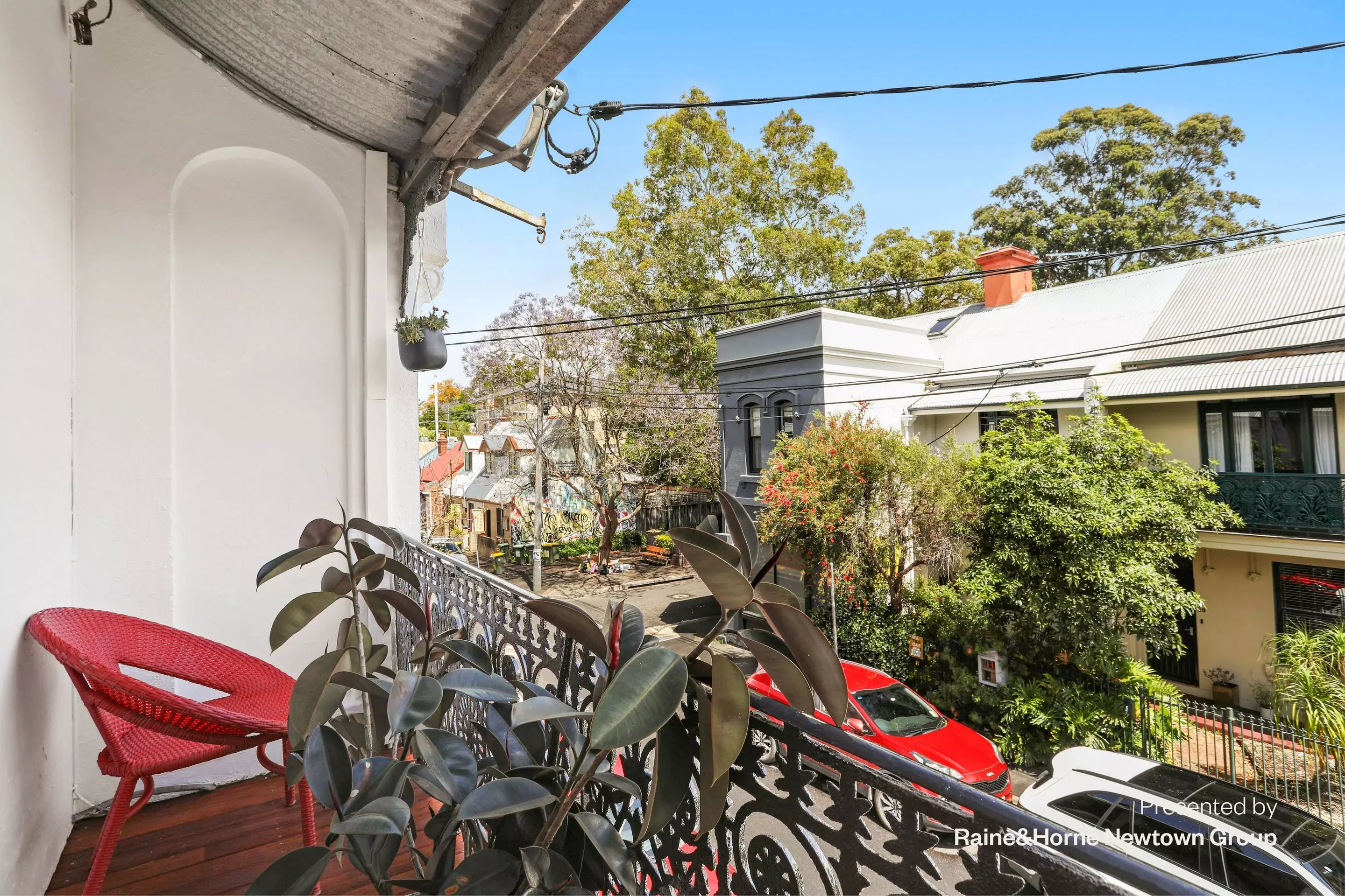 76 Union Street, Erskineville Sold by Raine & Horne Newtown - image 1