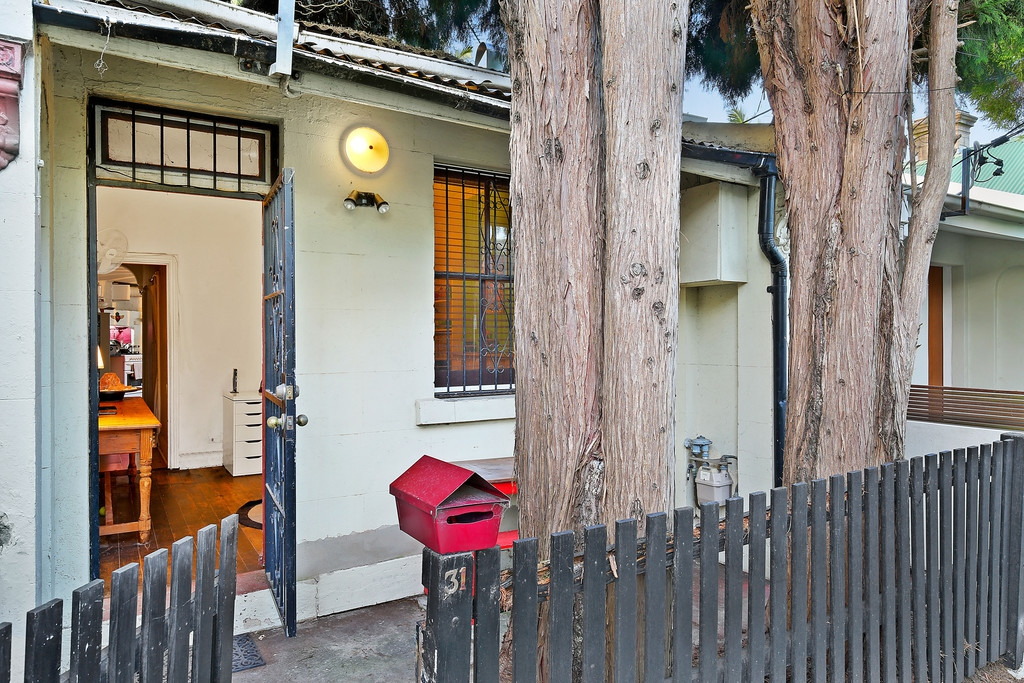 31 Fulham Street, Newtown Sold by Raine & Horne Newtown - image 1