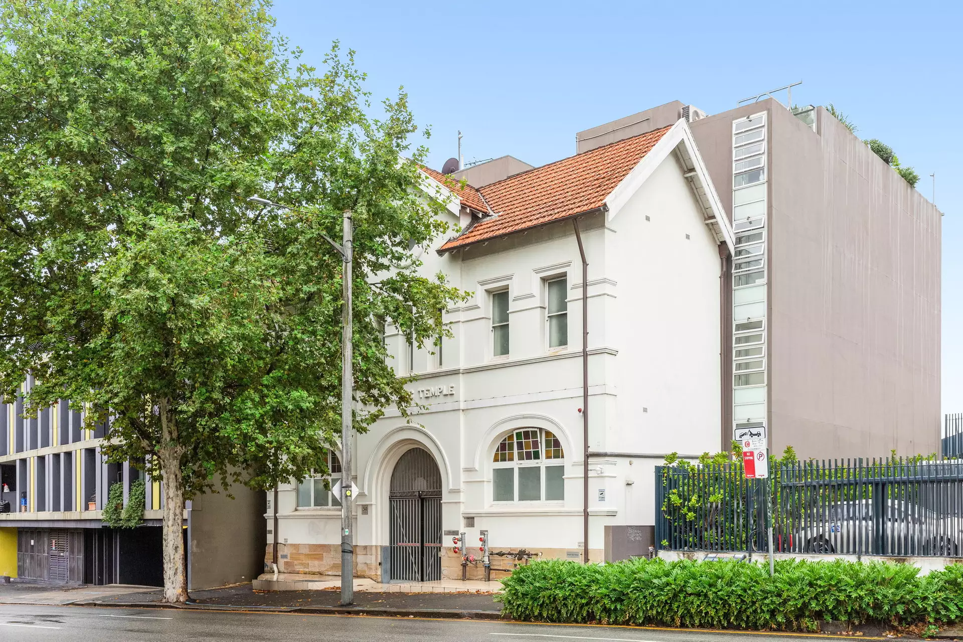 8/54 Regent Street, Chippendale For Sale by Raine & Horne Newtown - image 1