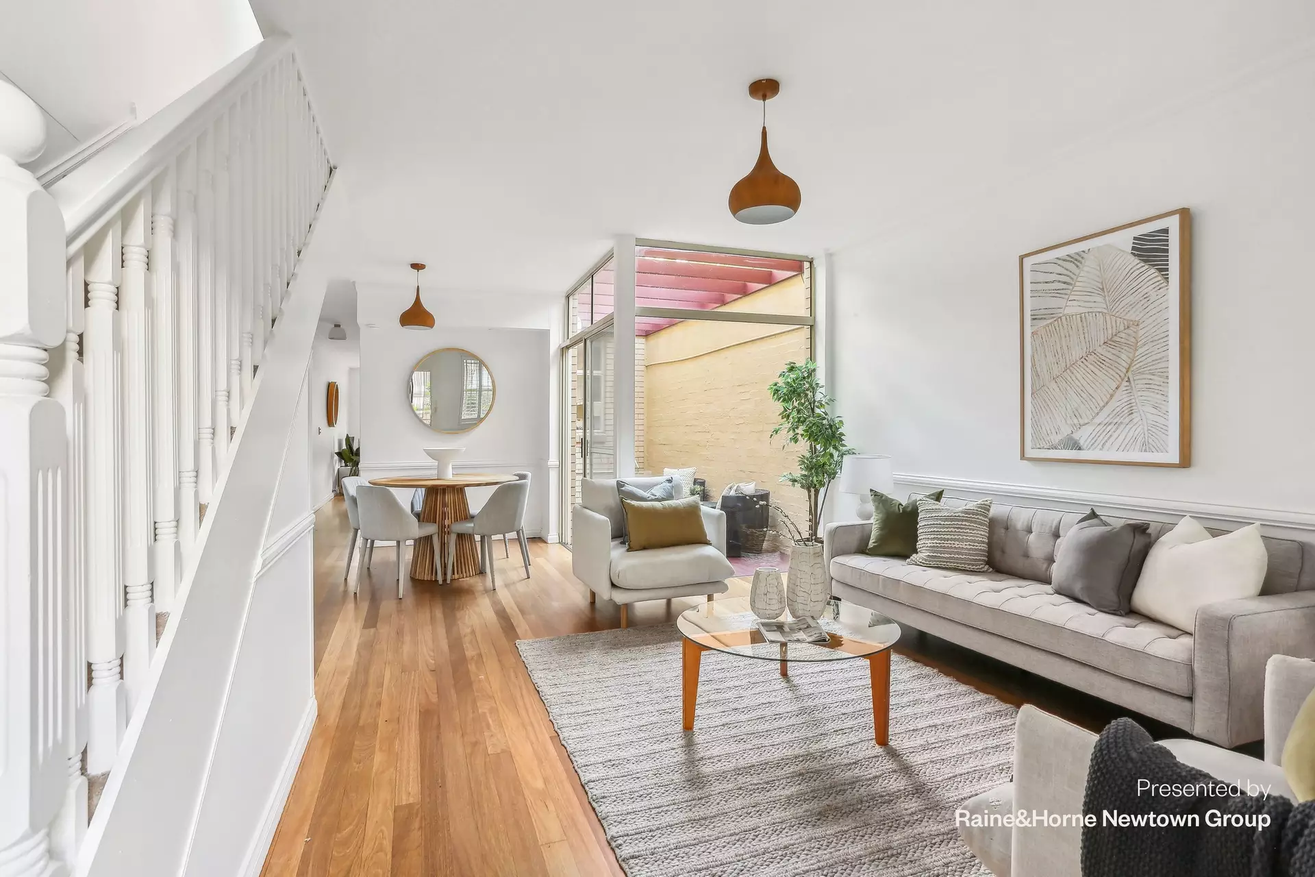 8/18 Ethel Street, Erskineville Sold by Raine & Horne Newtown - image 1