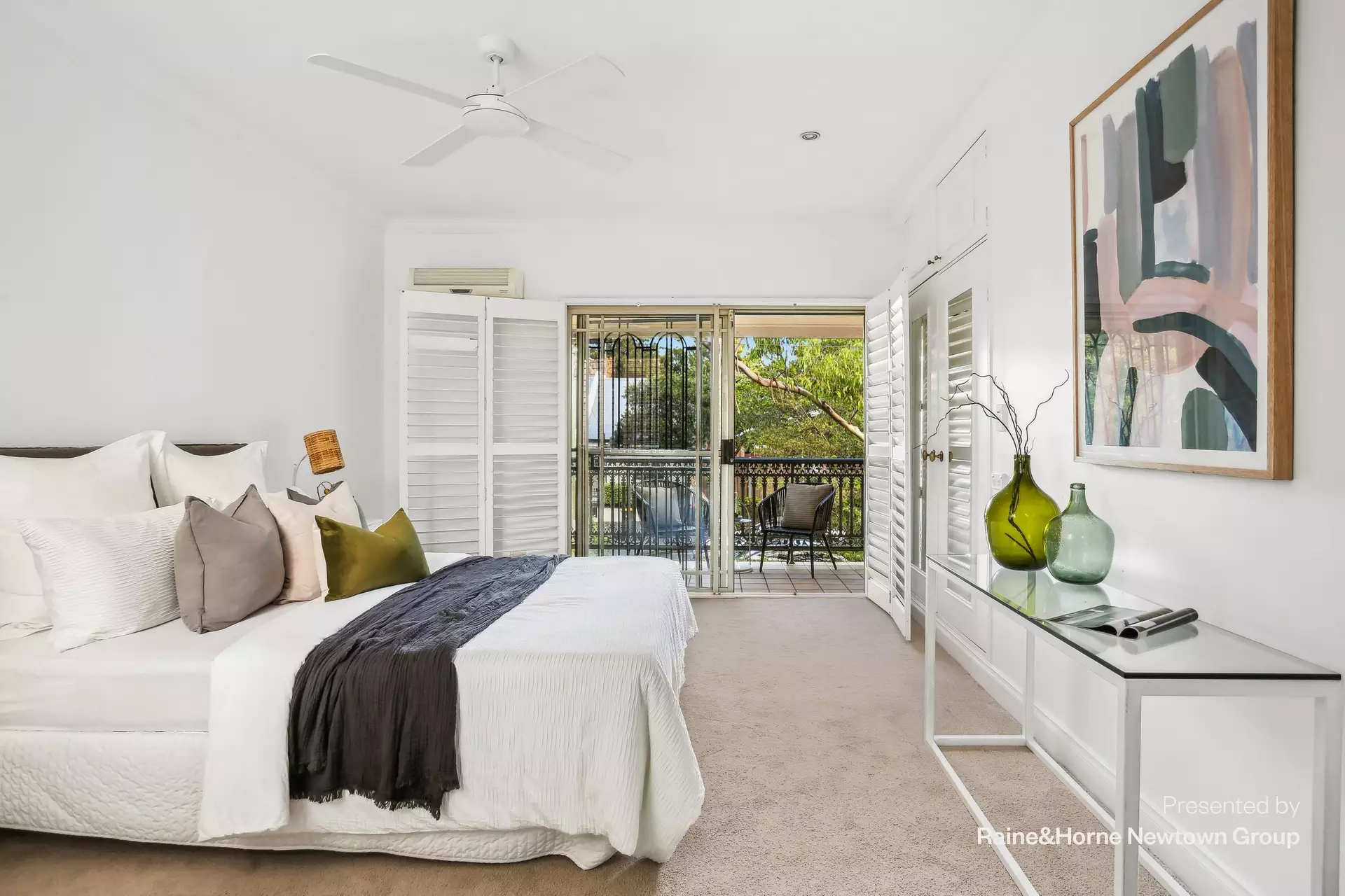 8/18 Ethel Street, Erskineville Sold by Raine & Horne Newtown - image 1