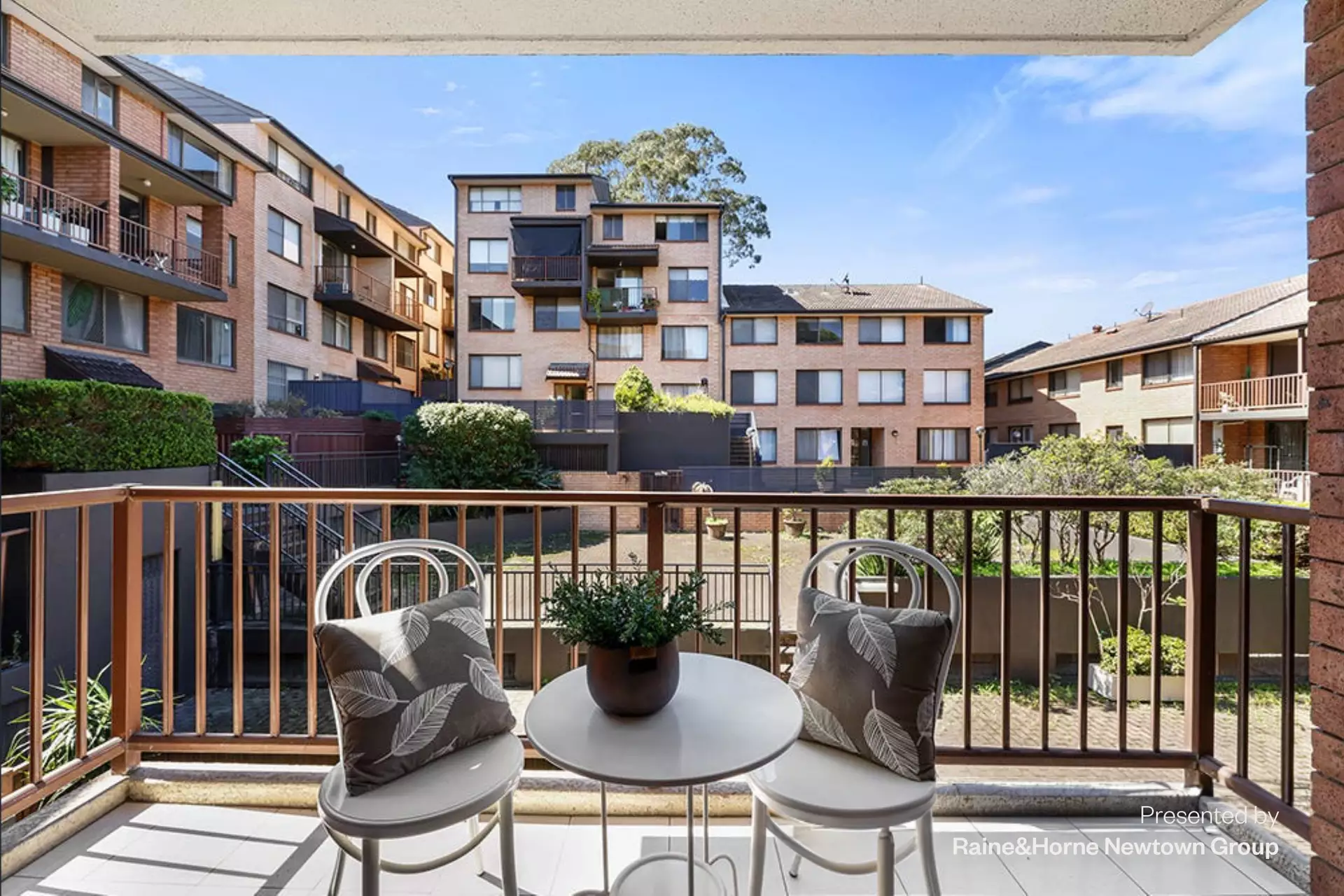 37/492-500 Elizabeth Street, Surry Hills Leased by Raine & Horne Newtown - image 1