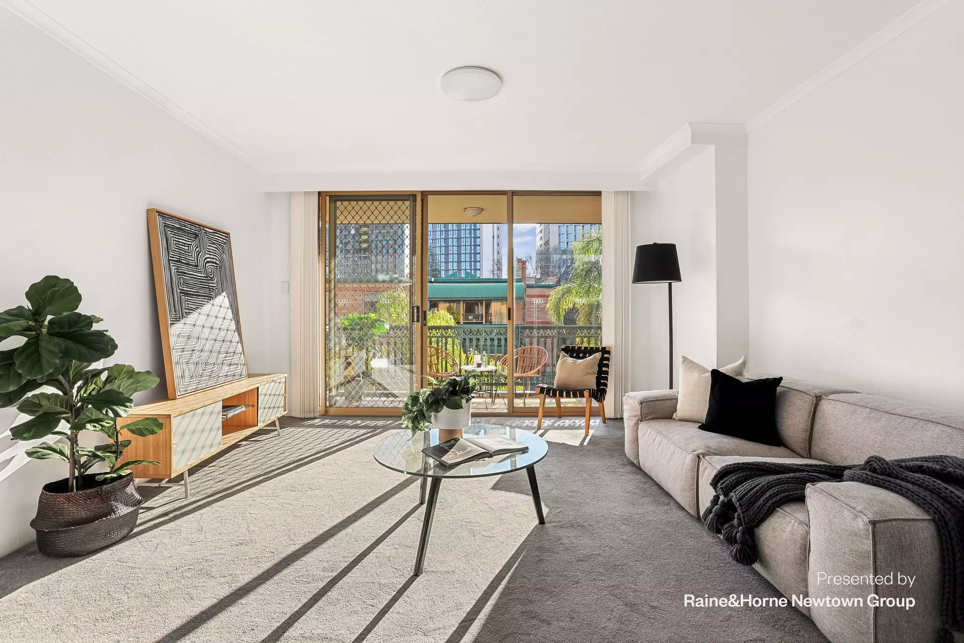 10/128-158 George Street, Redfern Sold by Raine & Horne Newtown - image 1