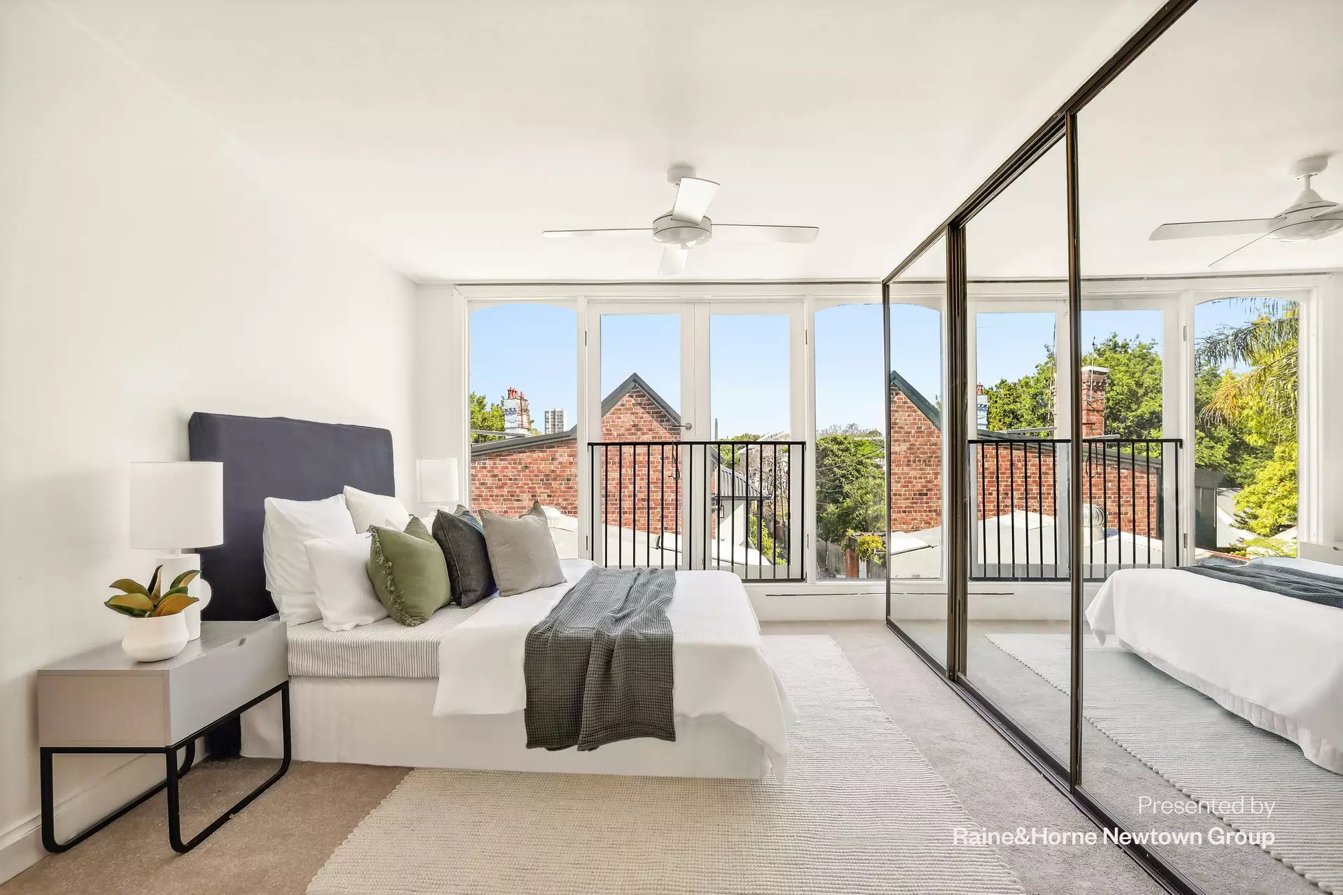 1 Lambert Street, Erskineville Sold by Raine & Horne Newtown - image 1