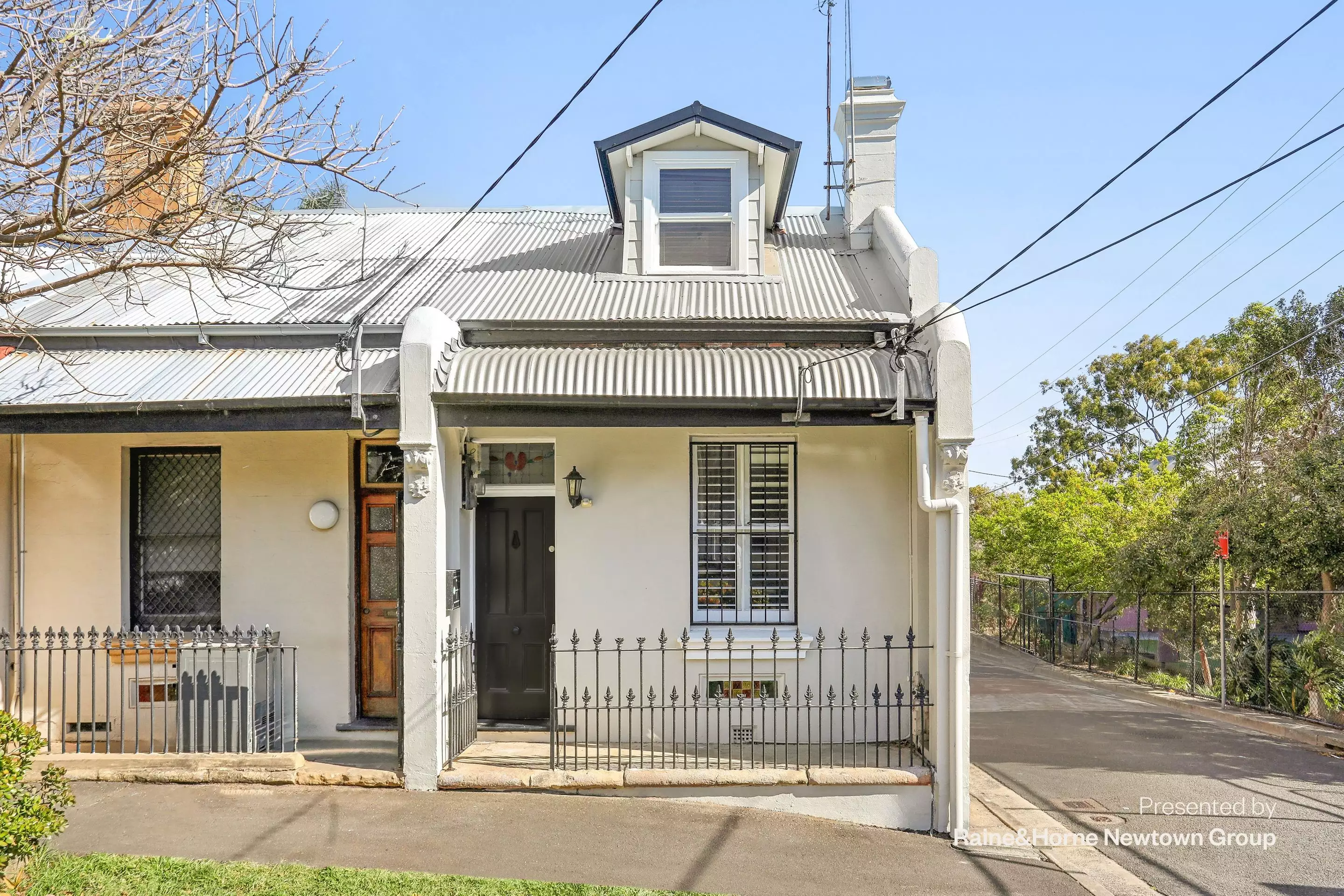 1 Lambert Street, Erskineville Sold by Raine & Horne Newtown - image 1