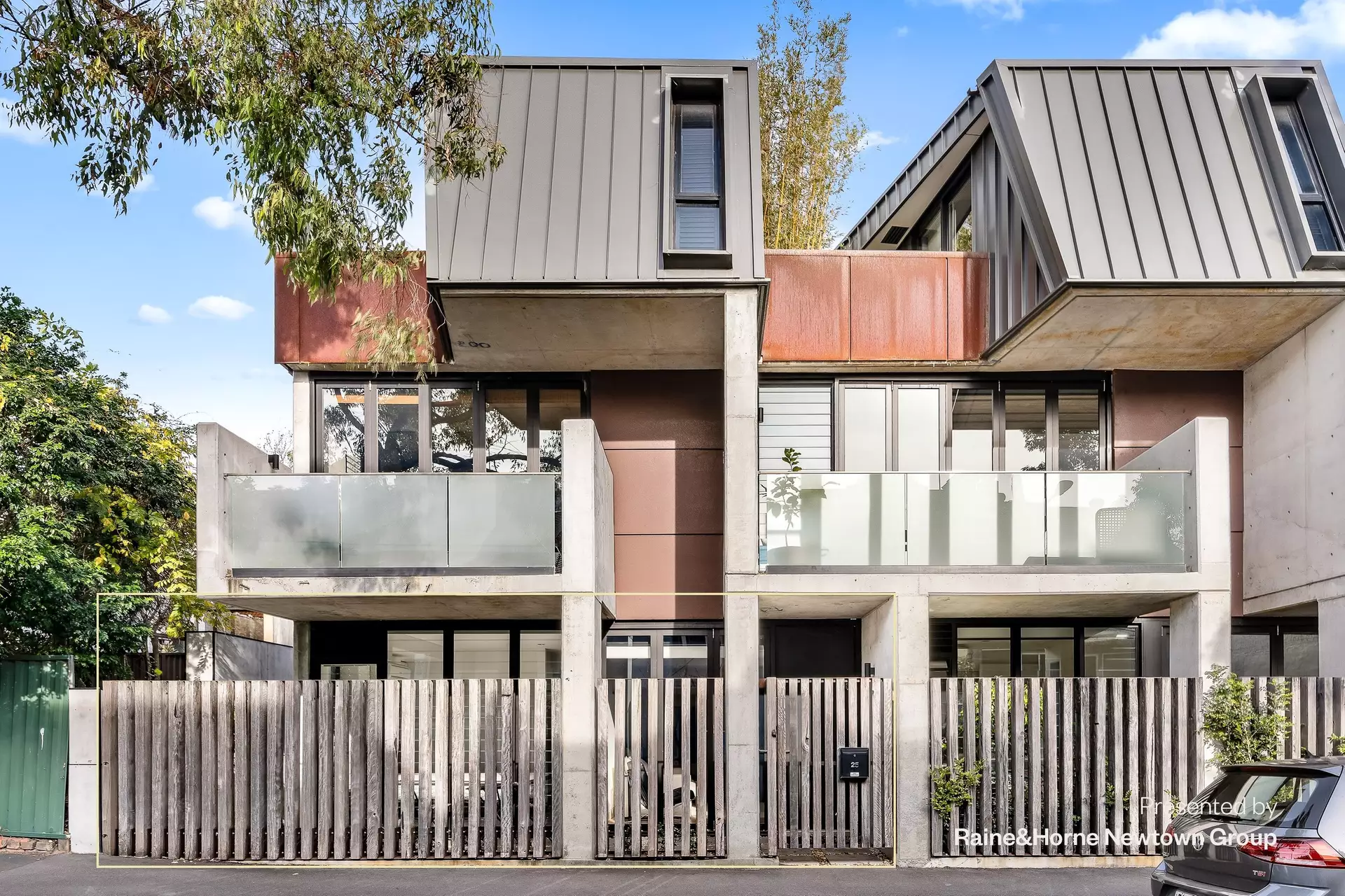 25 Lander Street, Darlington Auction by Raine & Horne Newtown - image 1