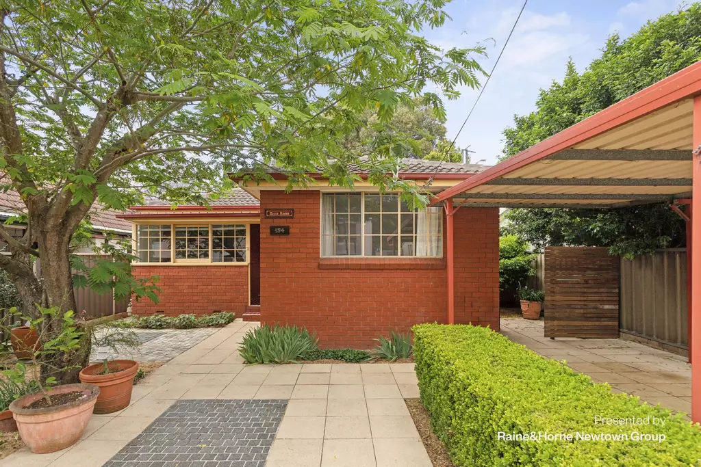 154 Moore Street, Leichhardt Sold by Raine & Horne Newtown