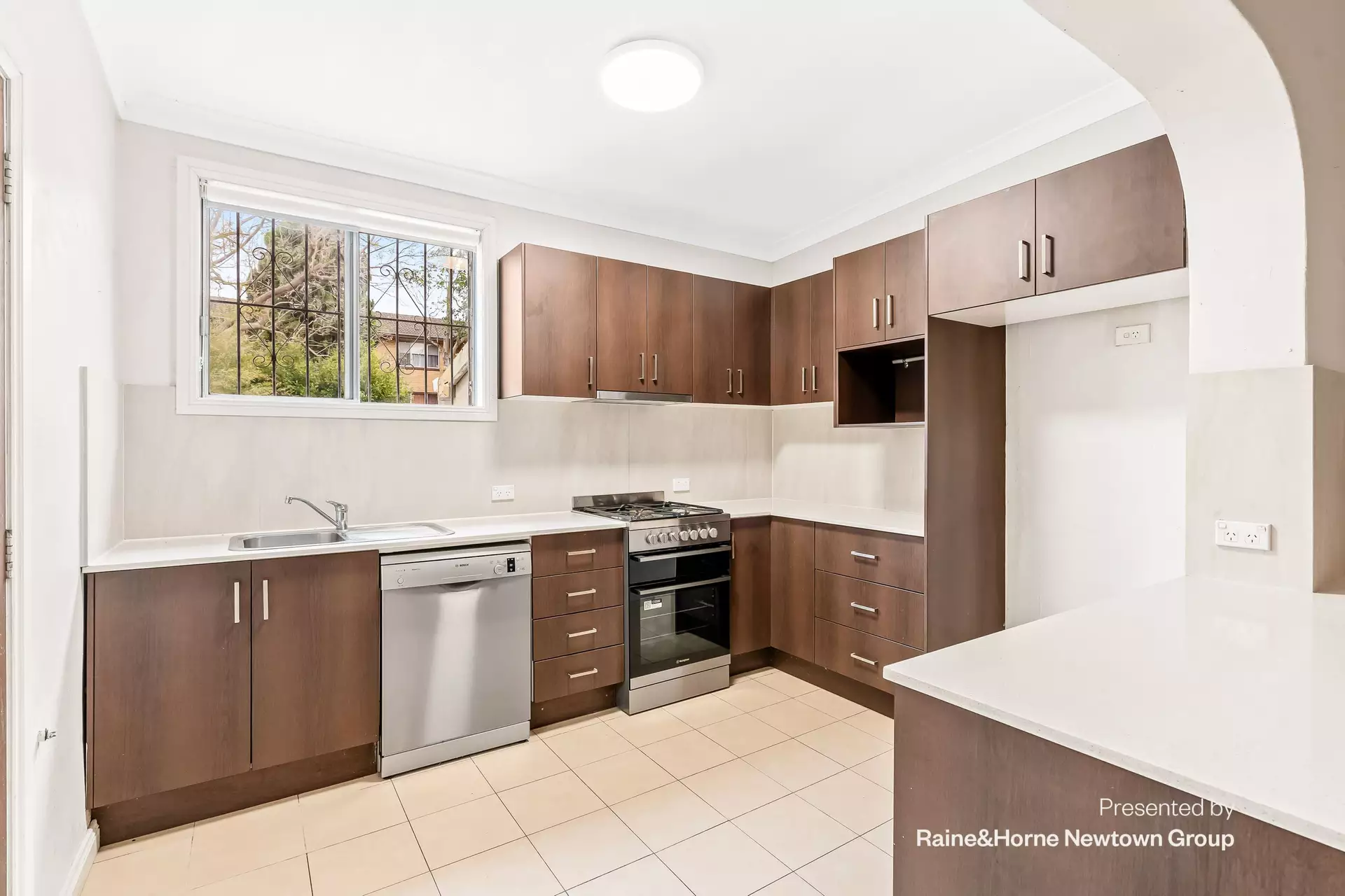 9 Harnett Avenue, Marrickville Leased by Raine & Horne Newtown - image 1