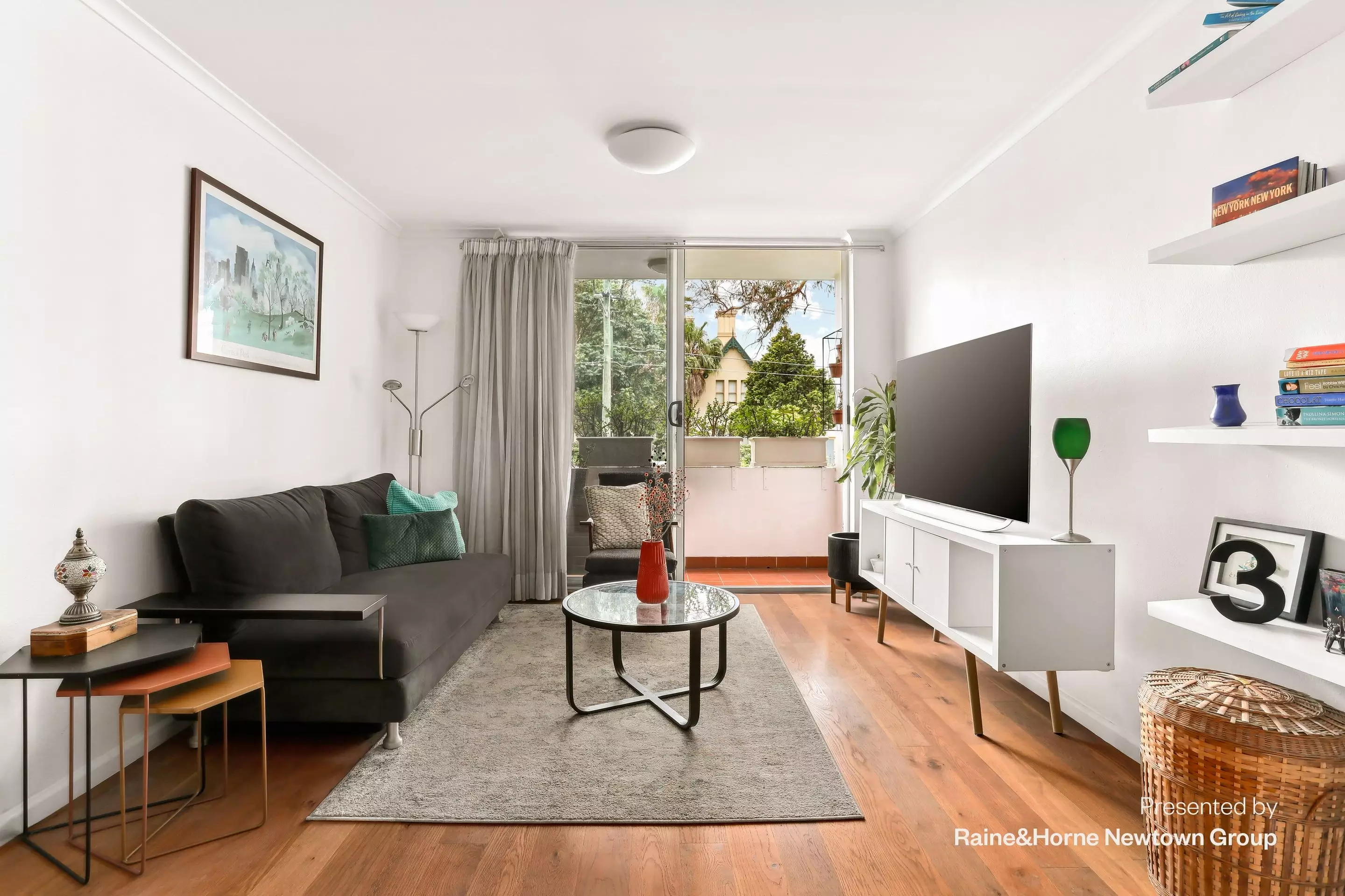 1/68 Cambridge Street, Stanmore Auction by Raine & Horne Newtown - image 1