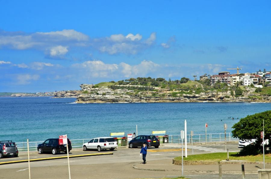 2/244 Campbell Pde, Bondi Beach Sold by Raine & Horne Newtown - image 1